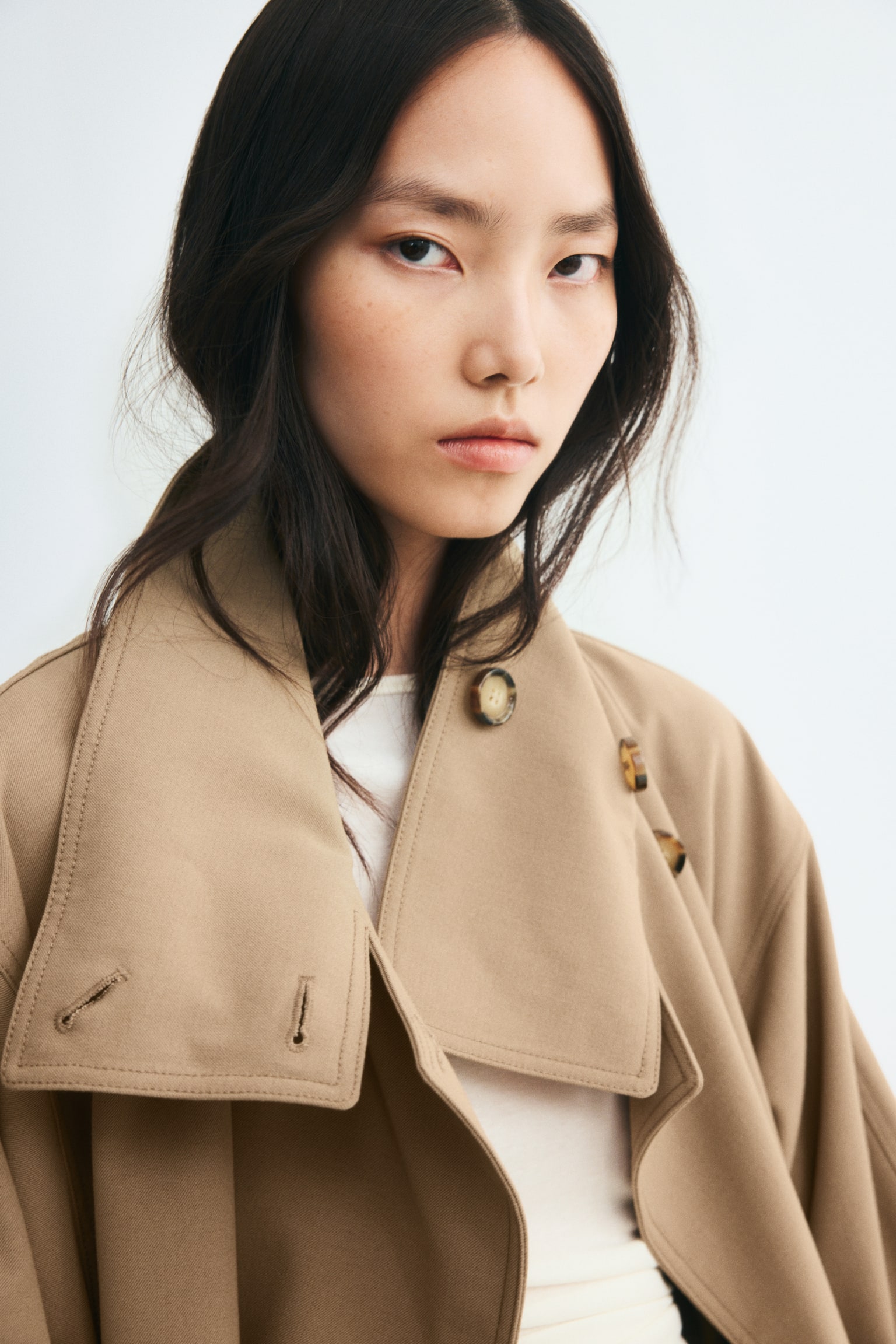 Женское пальто H&M Oversized Twill Trench, цвет: Бежевый — фото 6