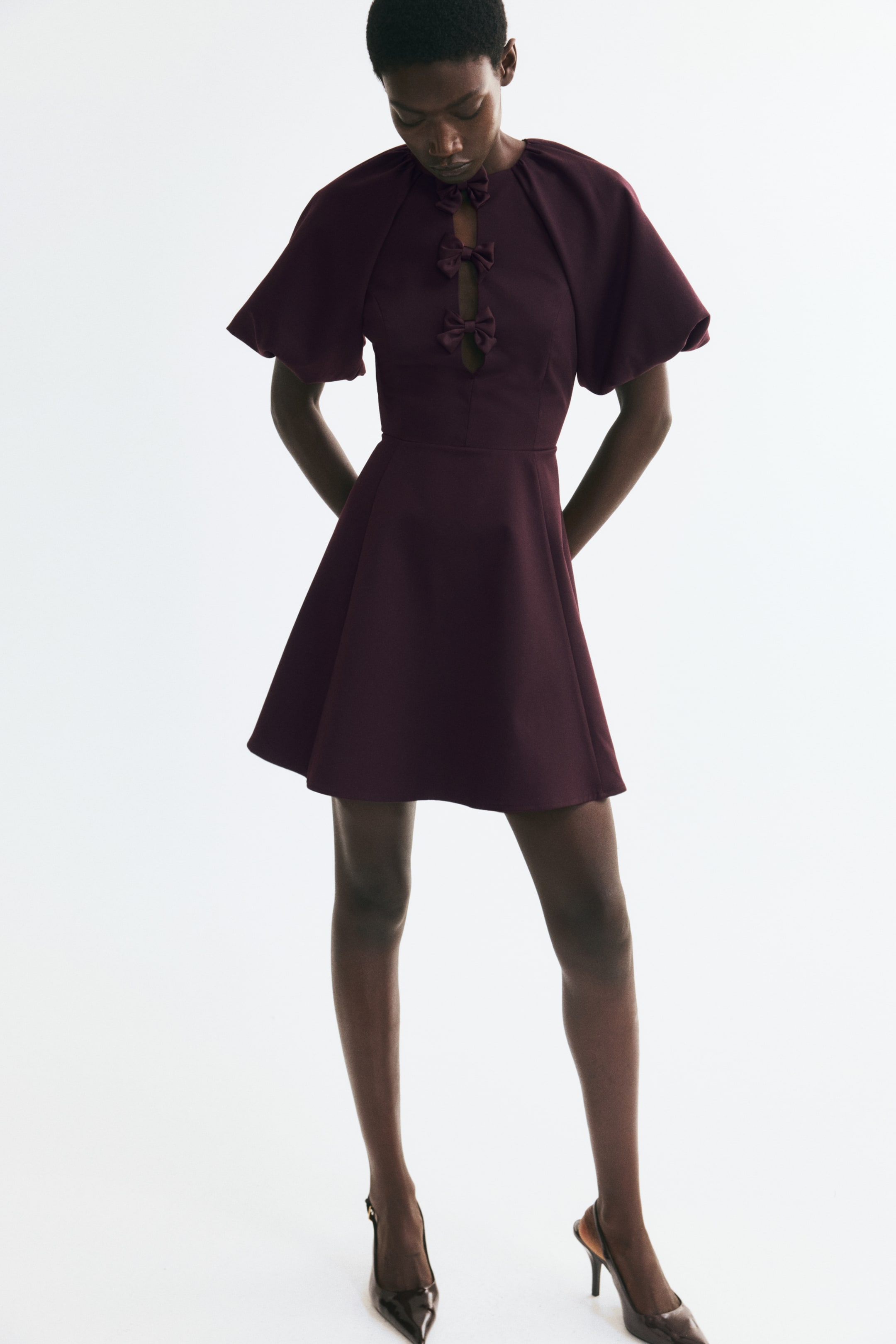 View larger image: Bow-detail balloon-sleeved dress - Dark plum red - Ladies | H&M 1