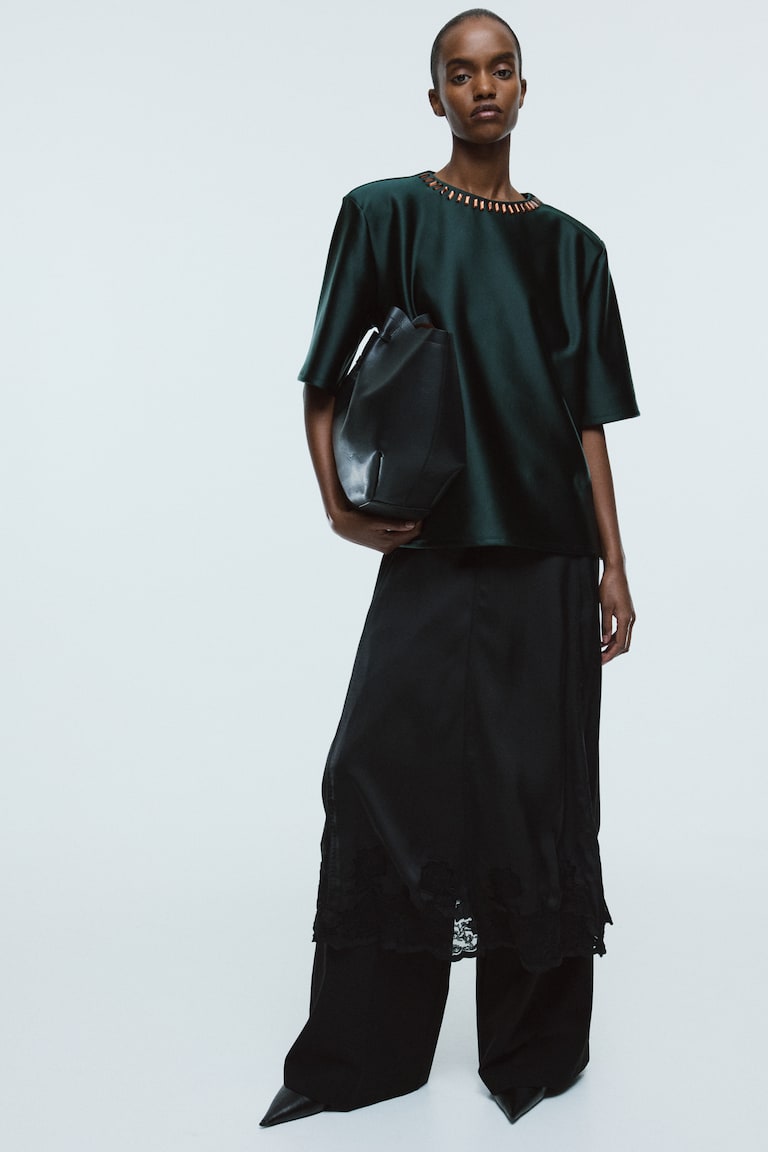 Bluza s naramenicama