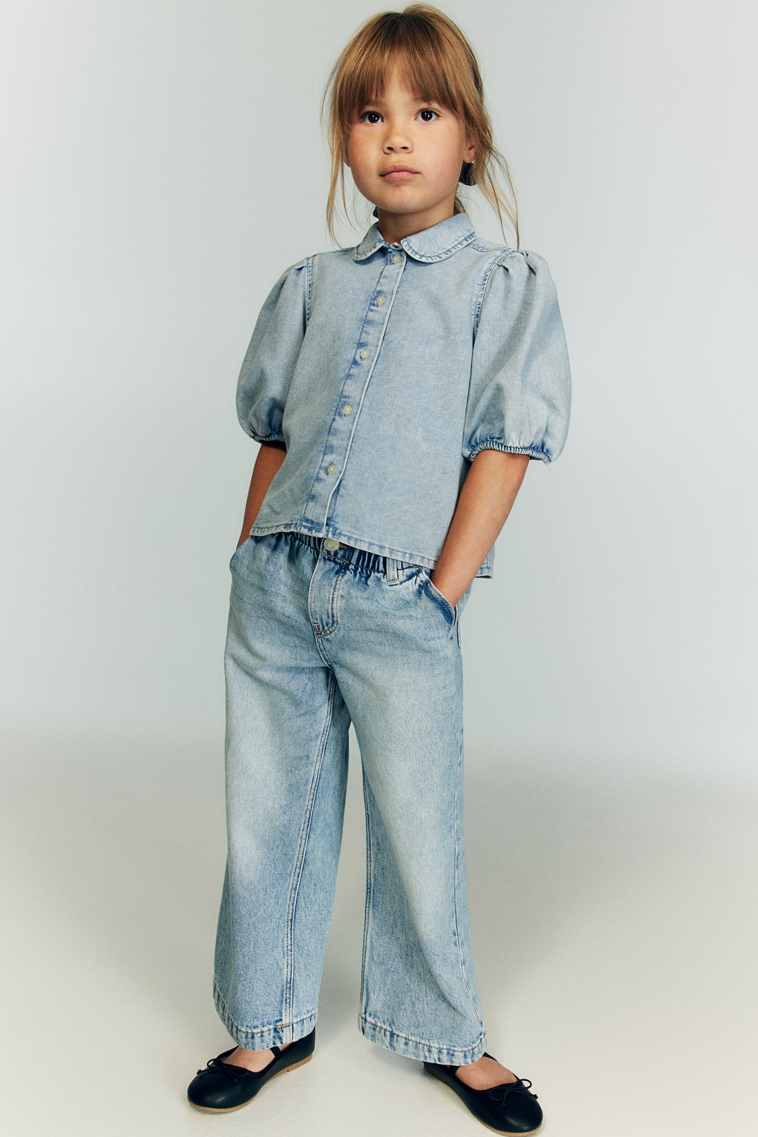 Puff-sleeved denim blouse - Light denim blue - 5