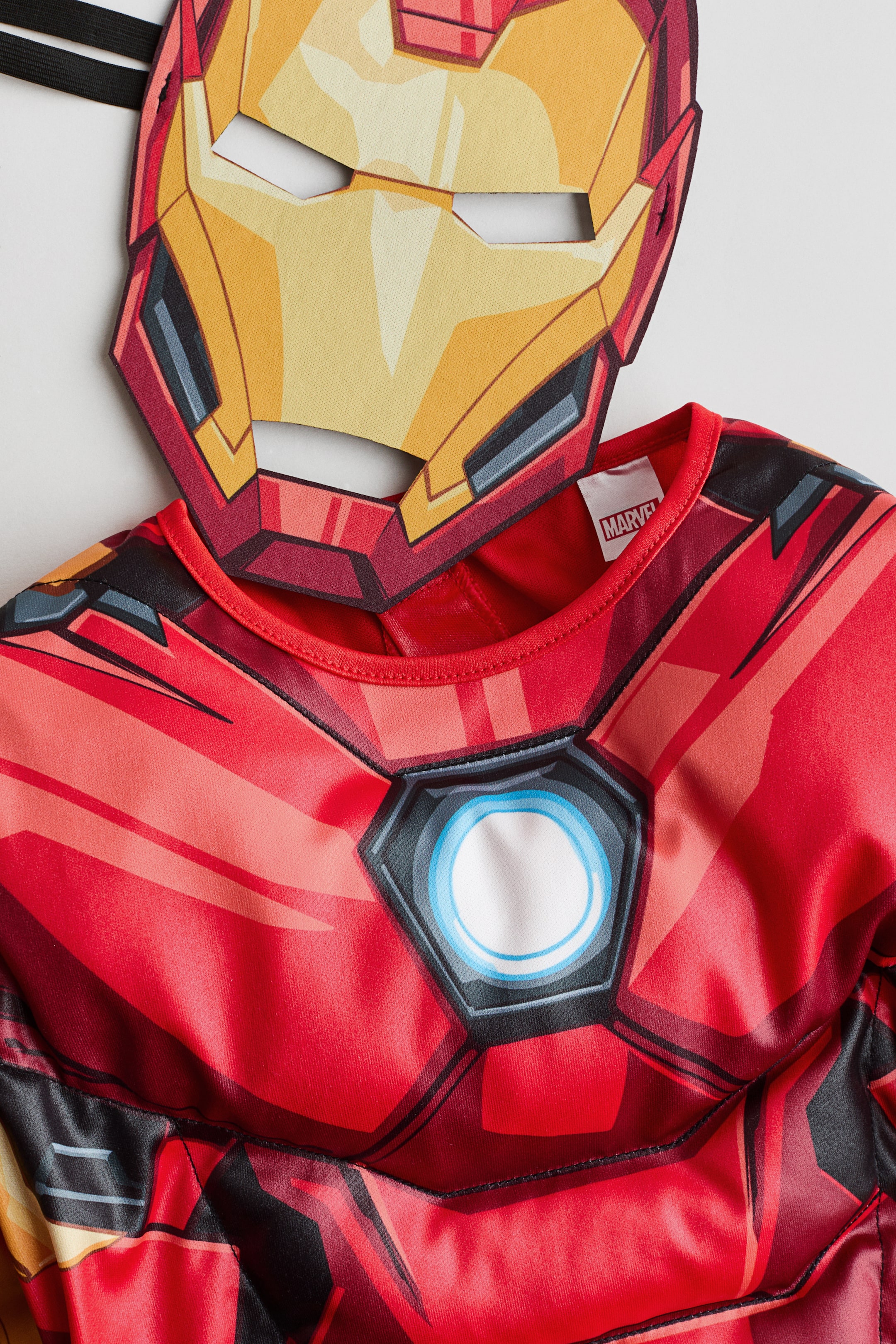 Costume