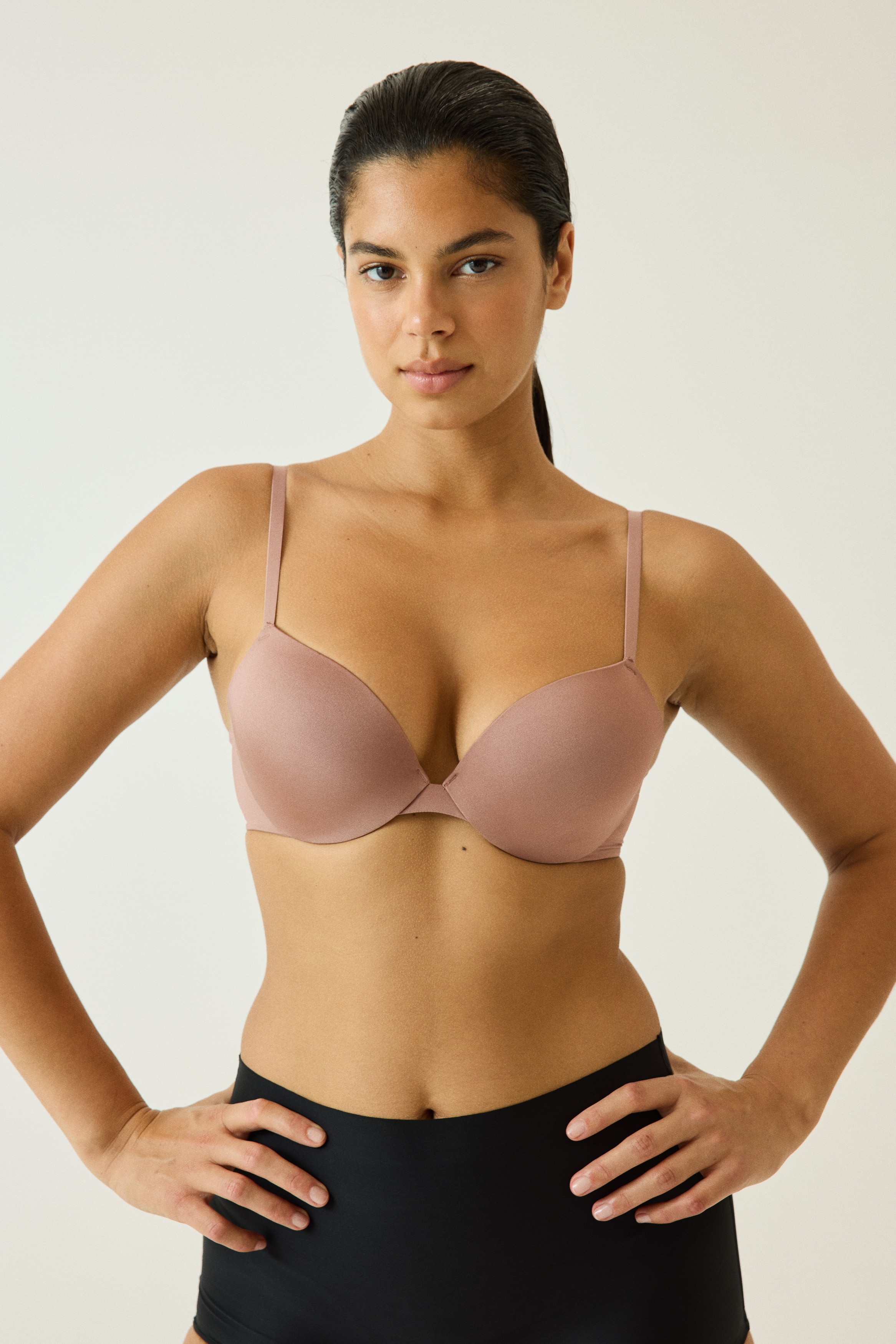 Seamless microfibre push-up bra - Beige/Dark brown