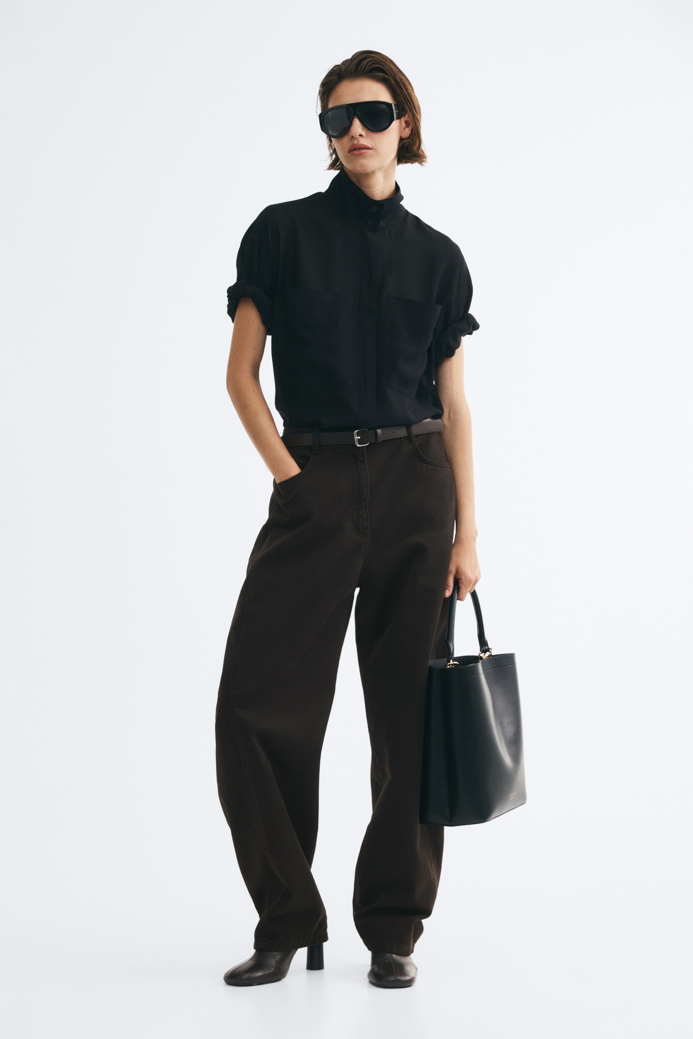 Barrel-Leg High-Waist Jeans - thumbnail 2