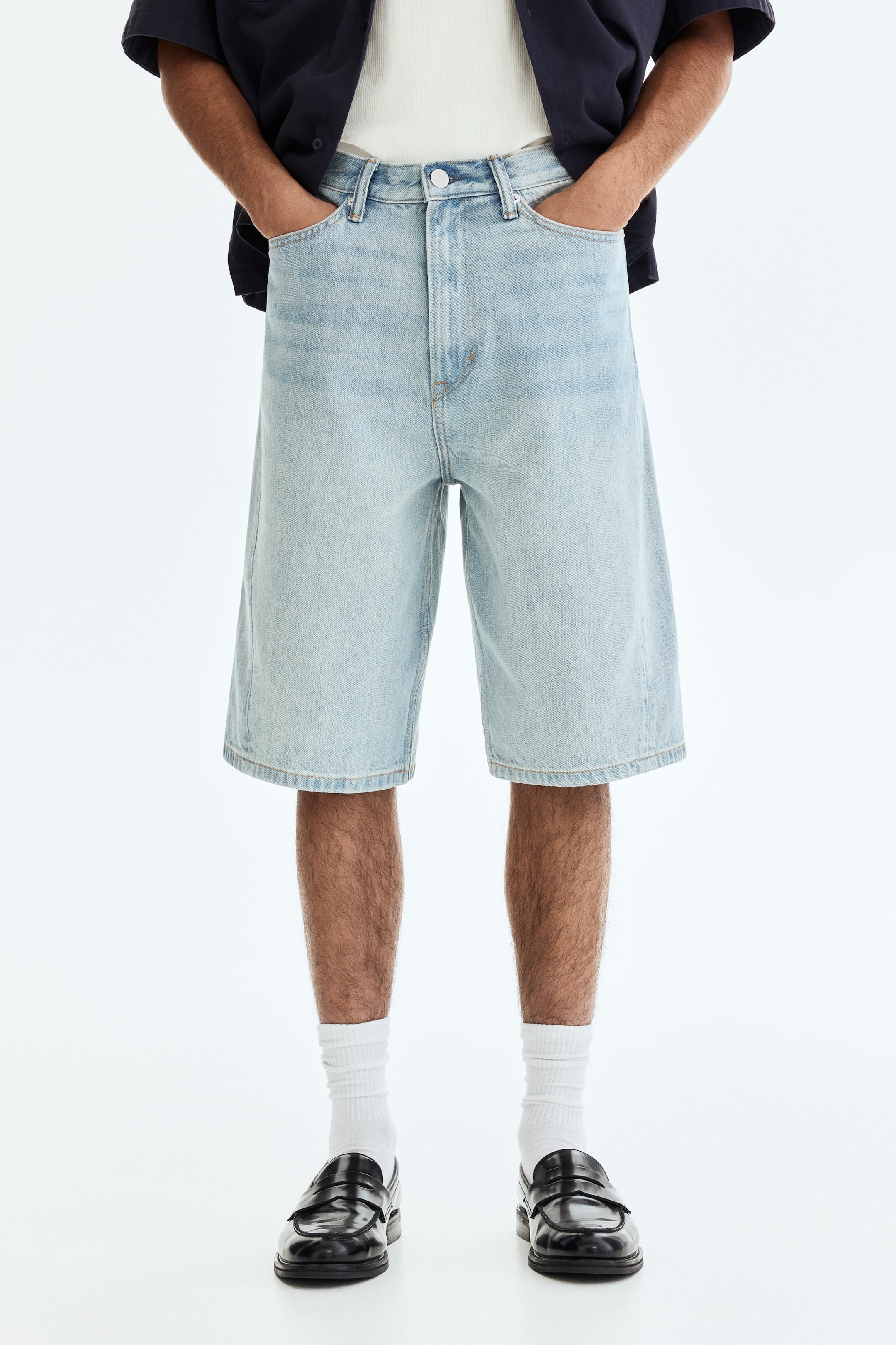 Short Baggy en denim avec coutures tournantes