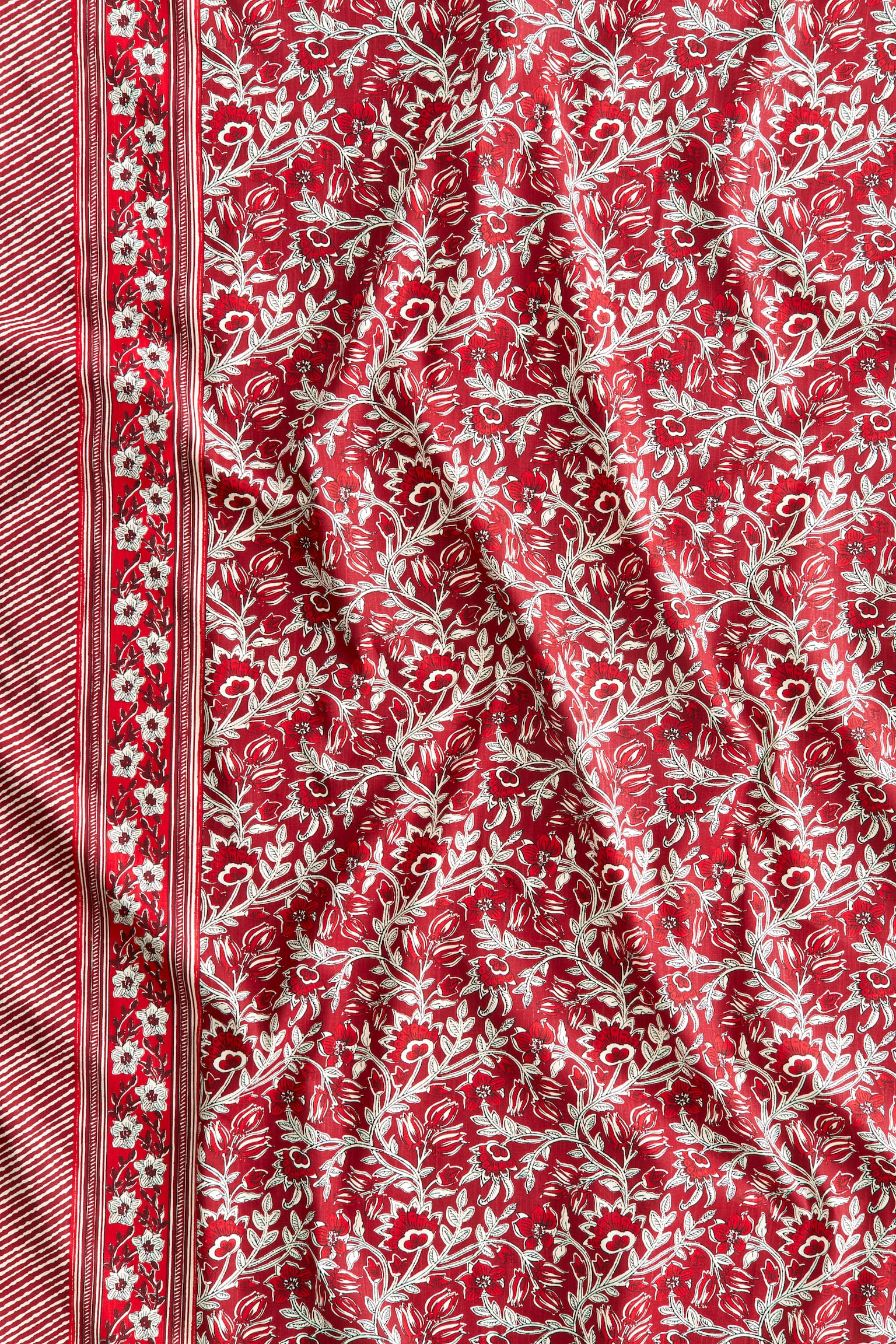 Patterned tablecloth - Red/Floral/Red/Patterned - 3