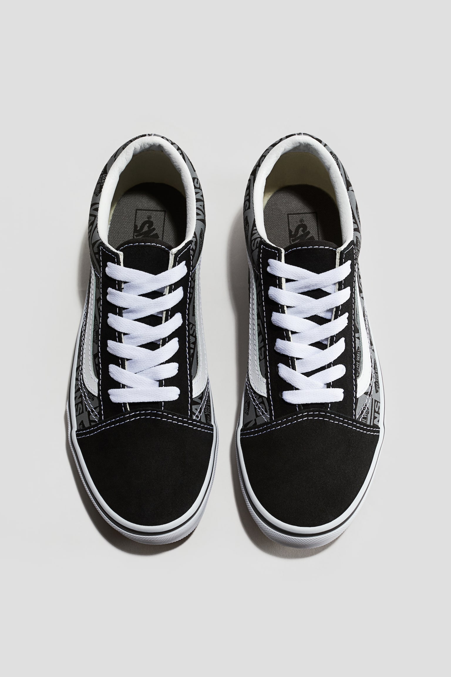 Jn Old Skool - Logo Black/grey - 3