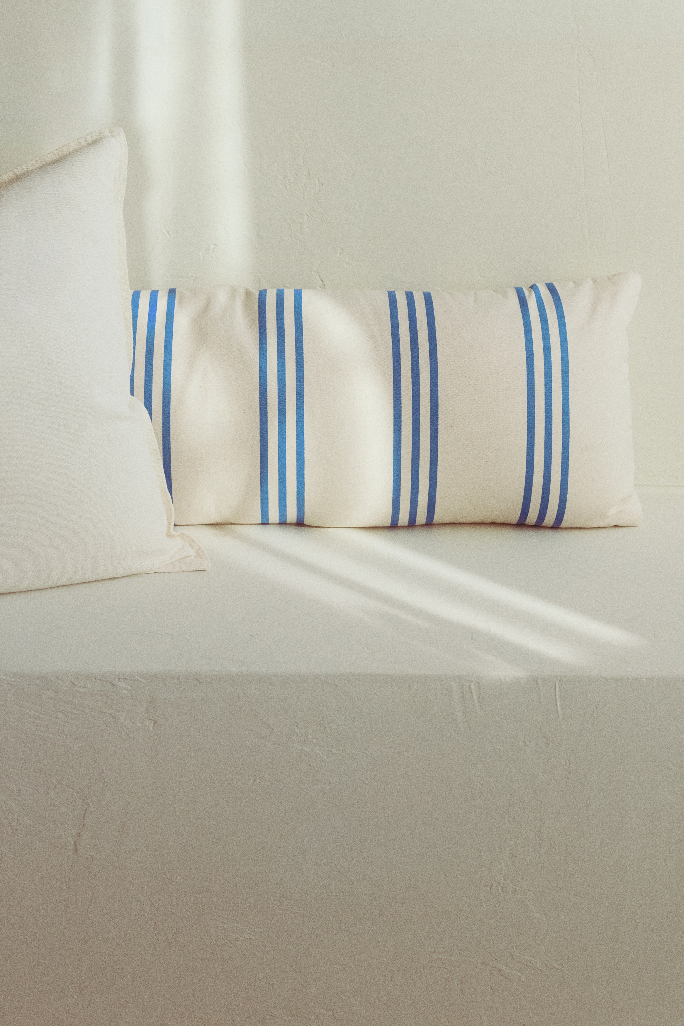Cojín para exterior en lona - Beige claro/Rayas azules/Beige claro/Rayas verdes/Blanco/Franjas amarillas