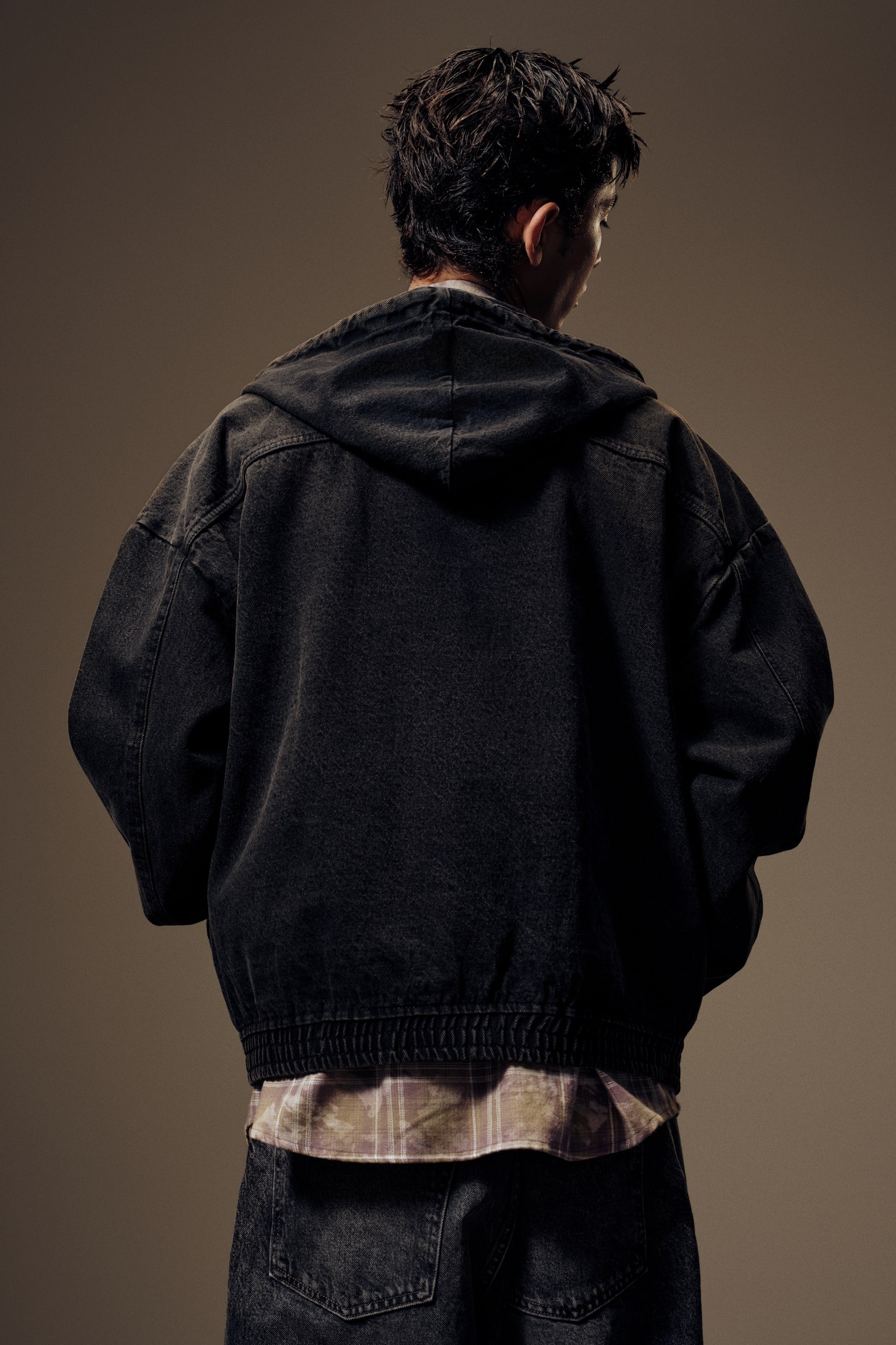 寬鬆剪裁連帽丹寧外套 - 黑色/丹寧灰 - 5