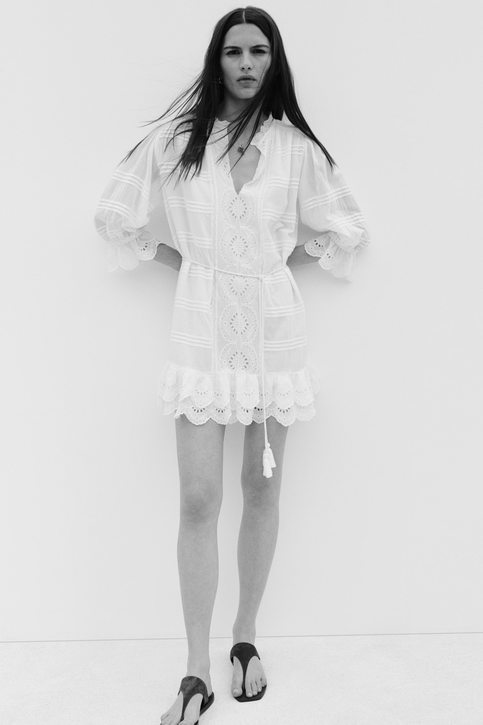 Женское платье H&M Cotton with Eyelet Embroidery, цвет: Кремовый — фото 3