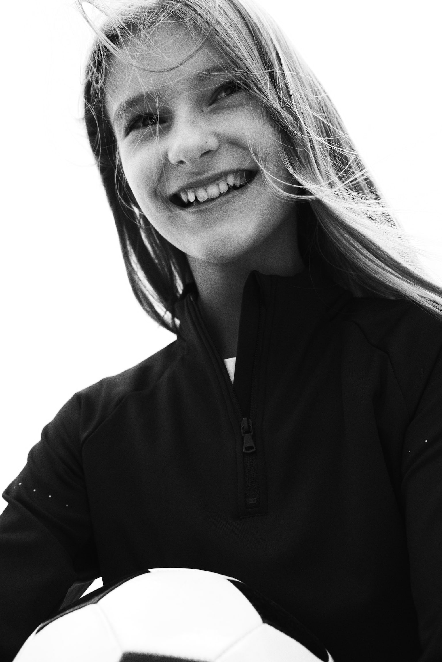 Детский топ H&M Move Warm Mid-Layer Soccer Jersey with ThermoMove™, цвет: Сиреневый сливовый — фото 3