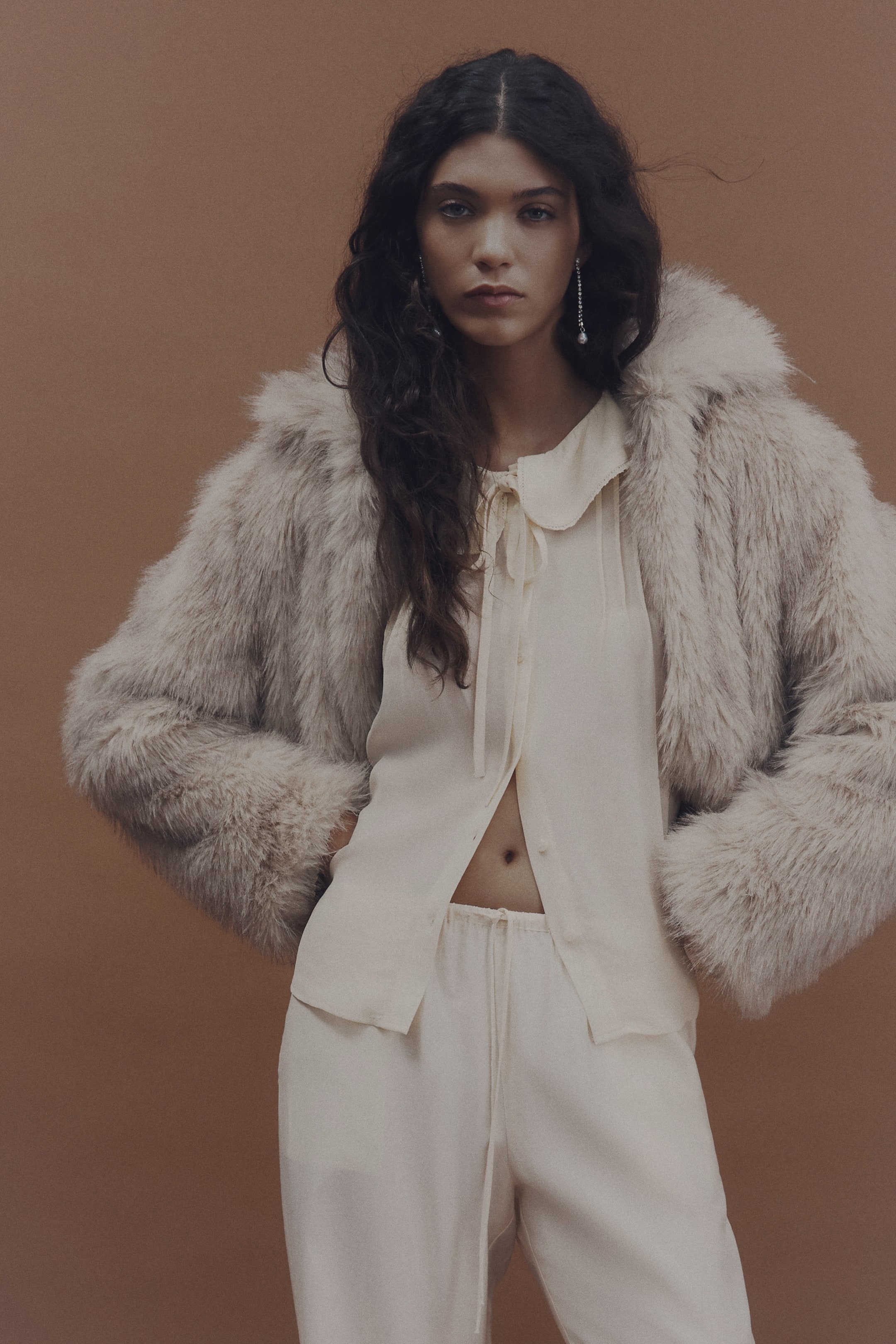 View larger image: Drawstring trousers - Cream - Ladies | H&M IE 2