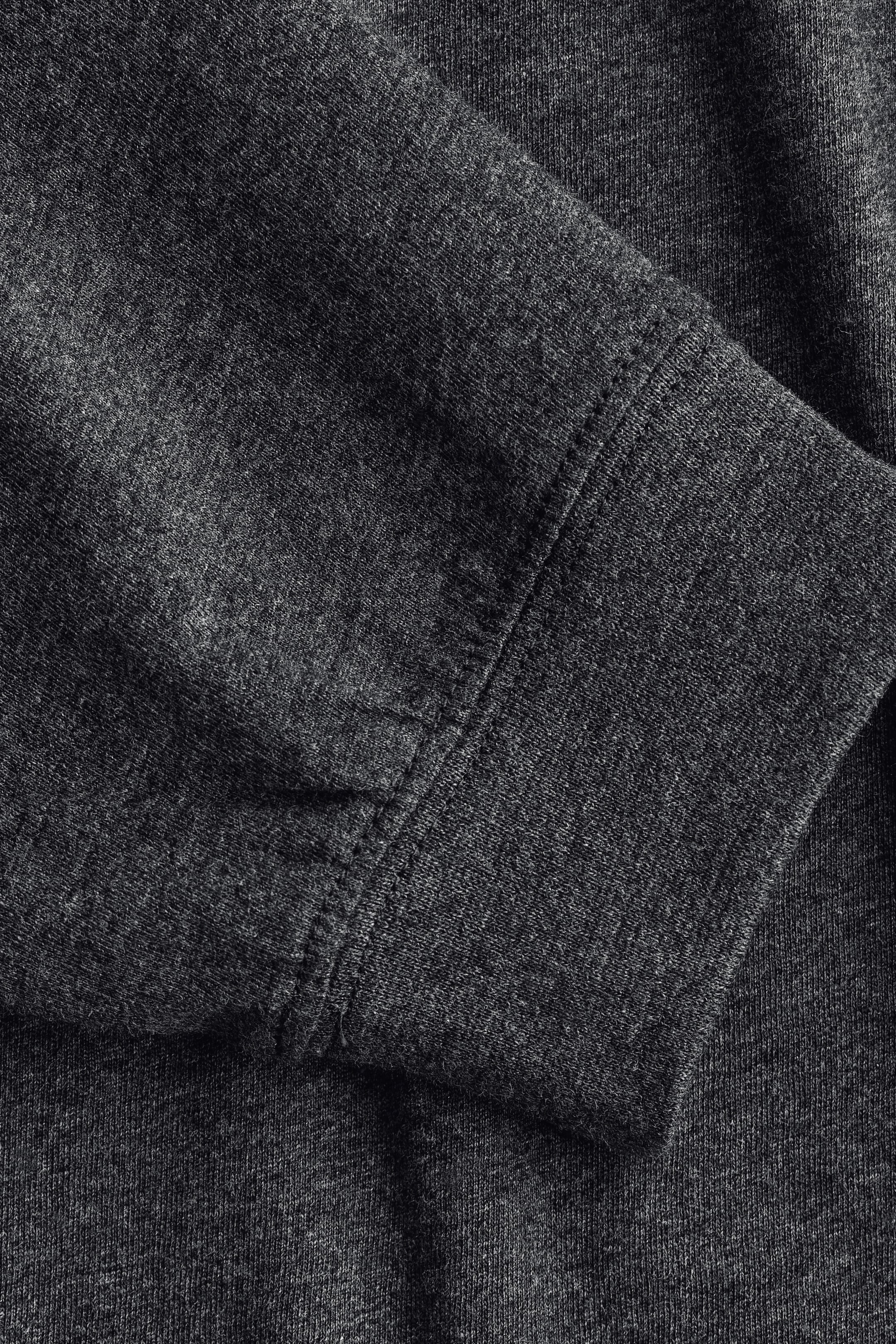Long-Sleeved Cotton Top