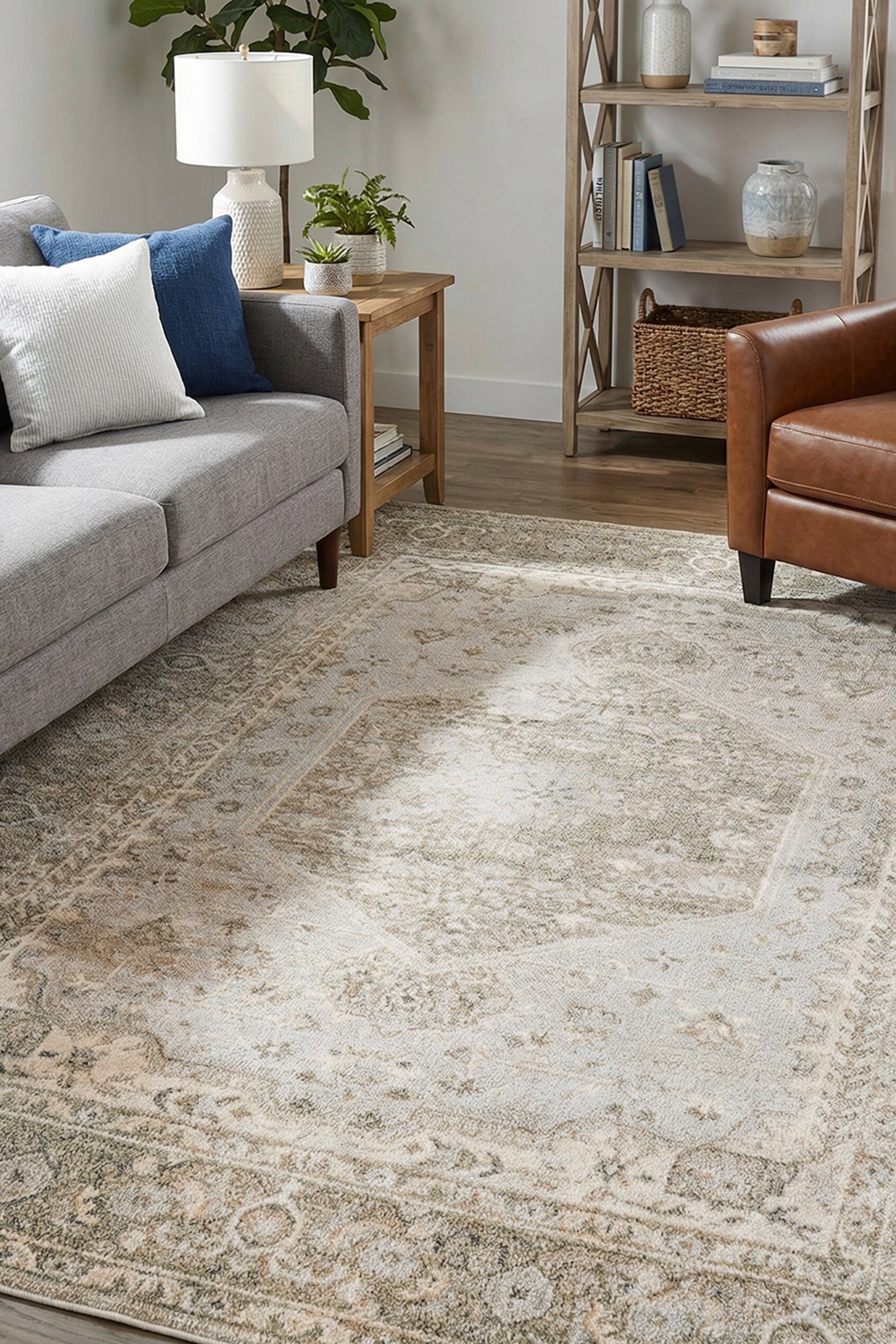 Brown Lillian Washable Traditional Vintage Boho Rug at H&M Home | H&M GB