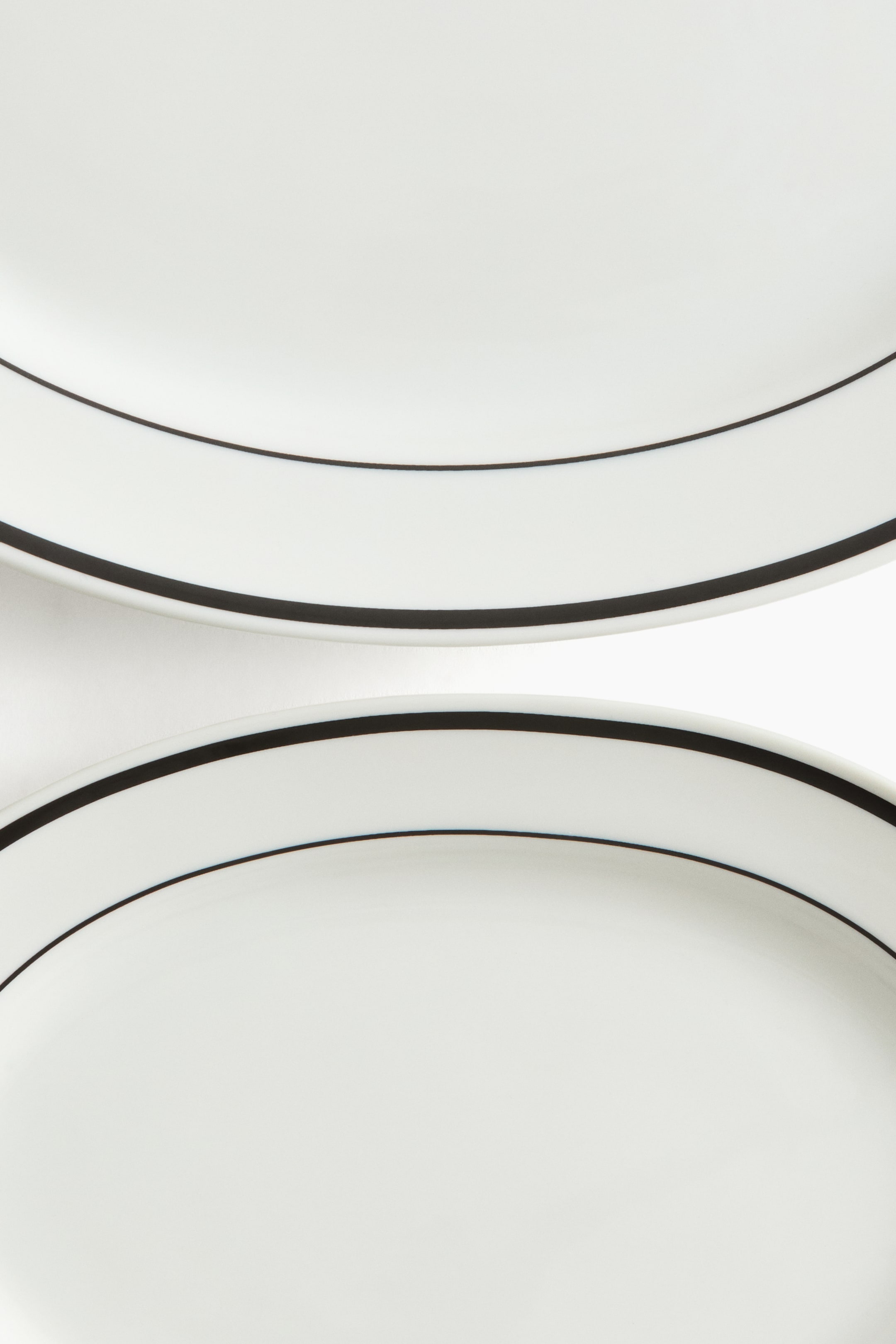 Ver imagen más grande: Pack de 2 fuentes de porcelana - Blanco/Negro - HOME | H&M ES 4