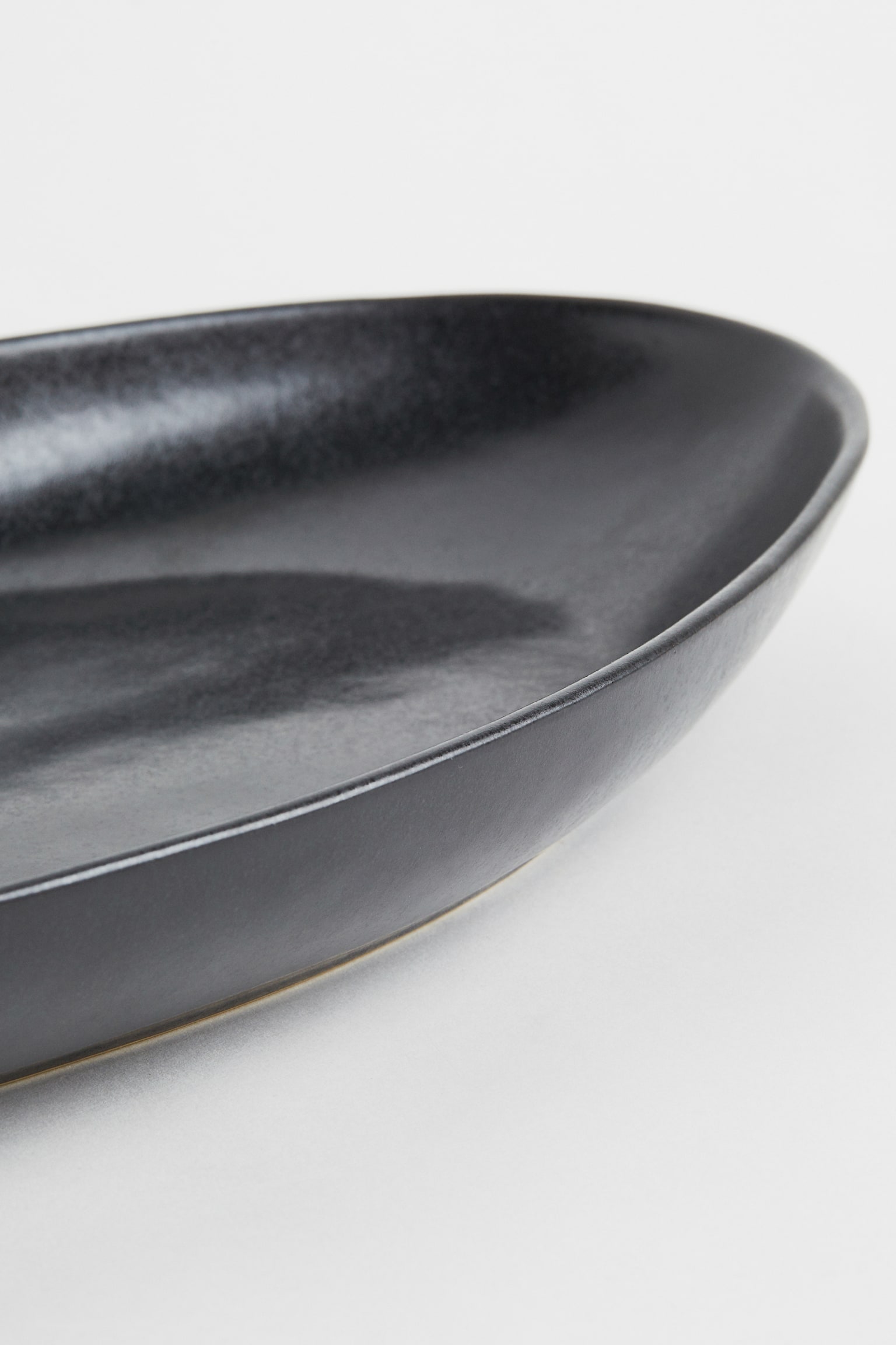 Large stoneware serving dish - Anthracite grey - 4