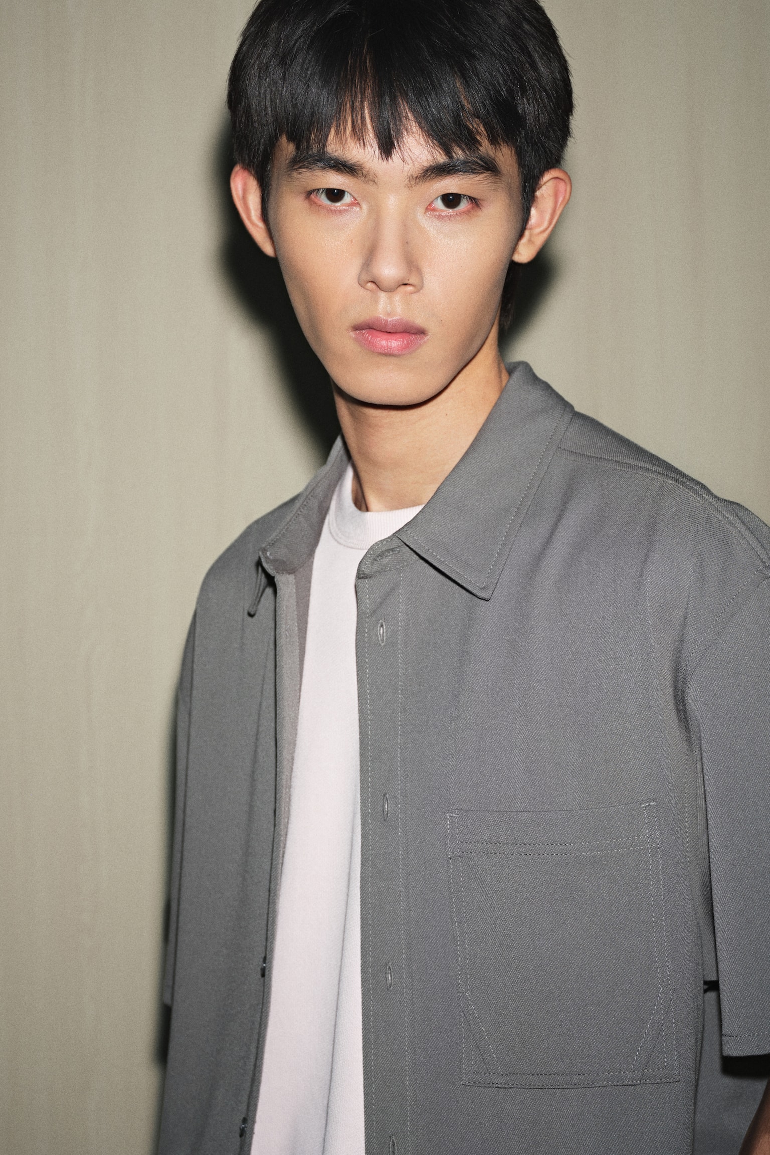 寬鬆剪裁短袖襯衫 - 灰綠色/黑色 - 4