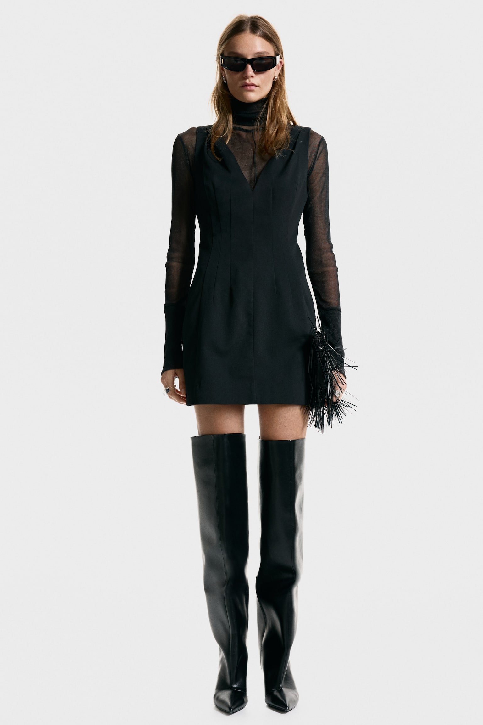 Šaty s výstřihem do V a projmutým pasem - Černá/Hnědá/leopardí potisk - 2