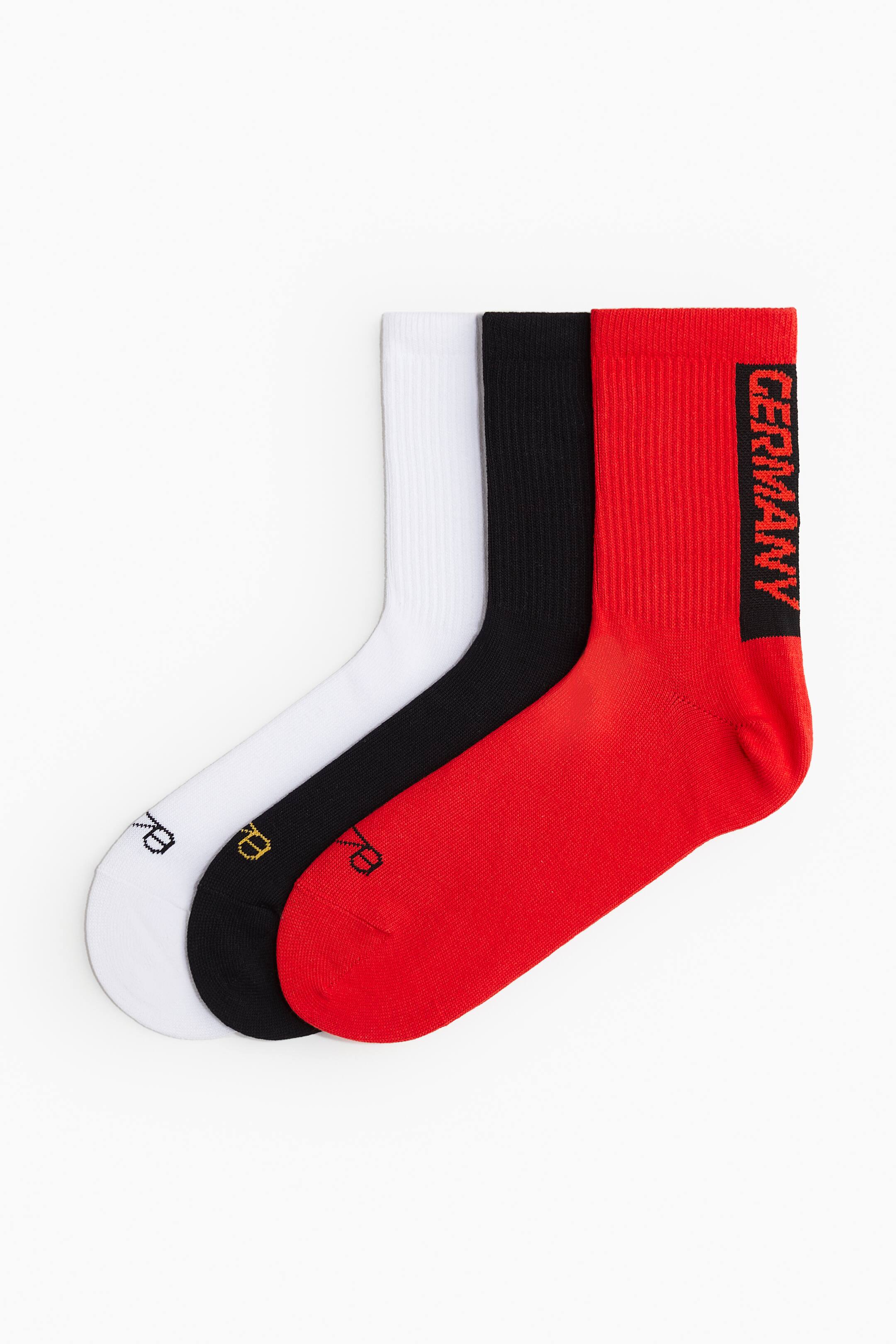 Größeres Bild ansehen: 3er-Pack Sportsocken aus DryMove™ - Rot/Germany - Men | H&M DE 1