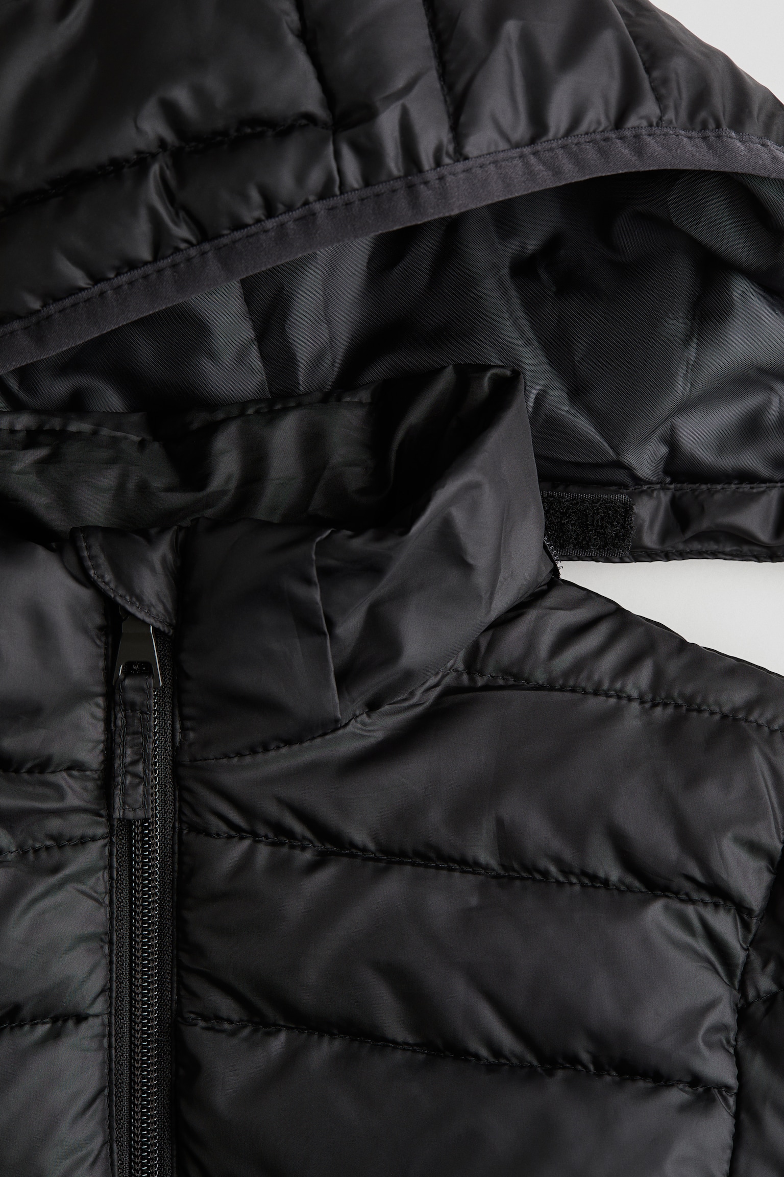 Детская куртка H&M Water-Repellent Insulated, цвет: Чёрный — фото 2