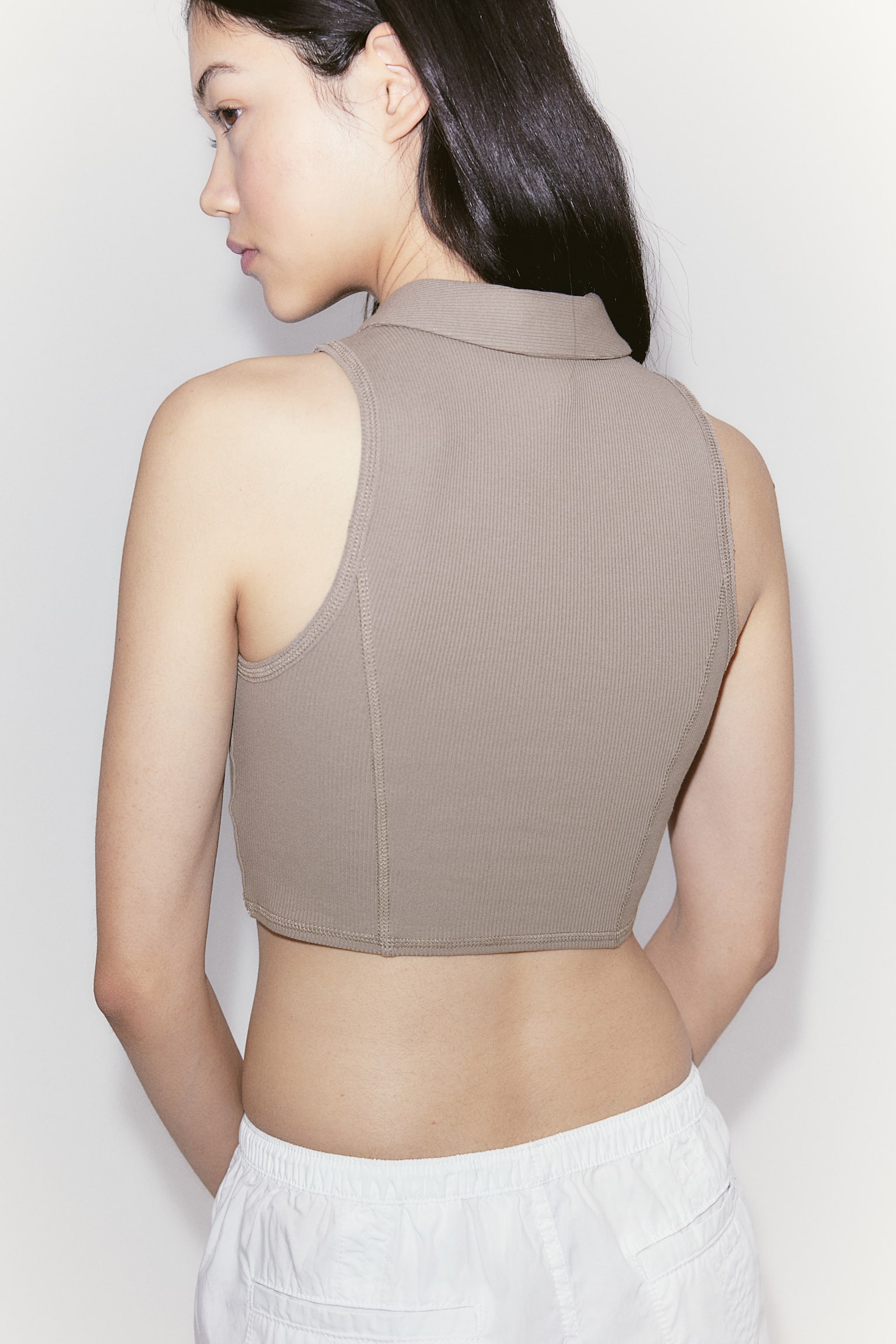 Collared Zip Front Tank - Greige/Cream/Black - 5