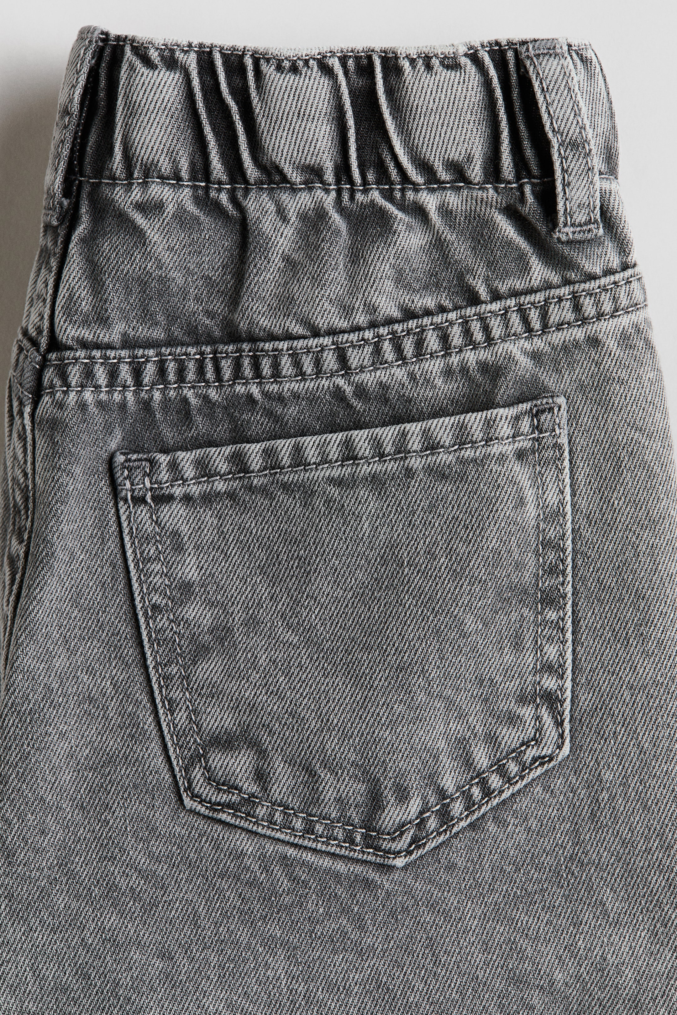 Jean tonneau ample