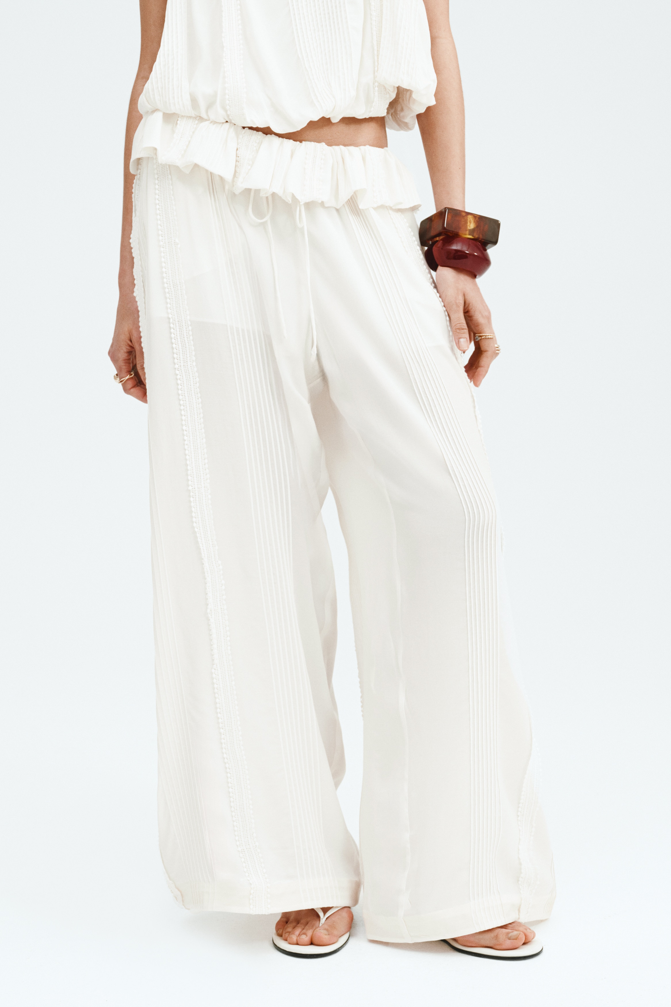 Women's Cream Pants with Pintucks | H&M US
