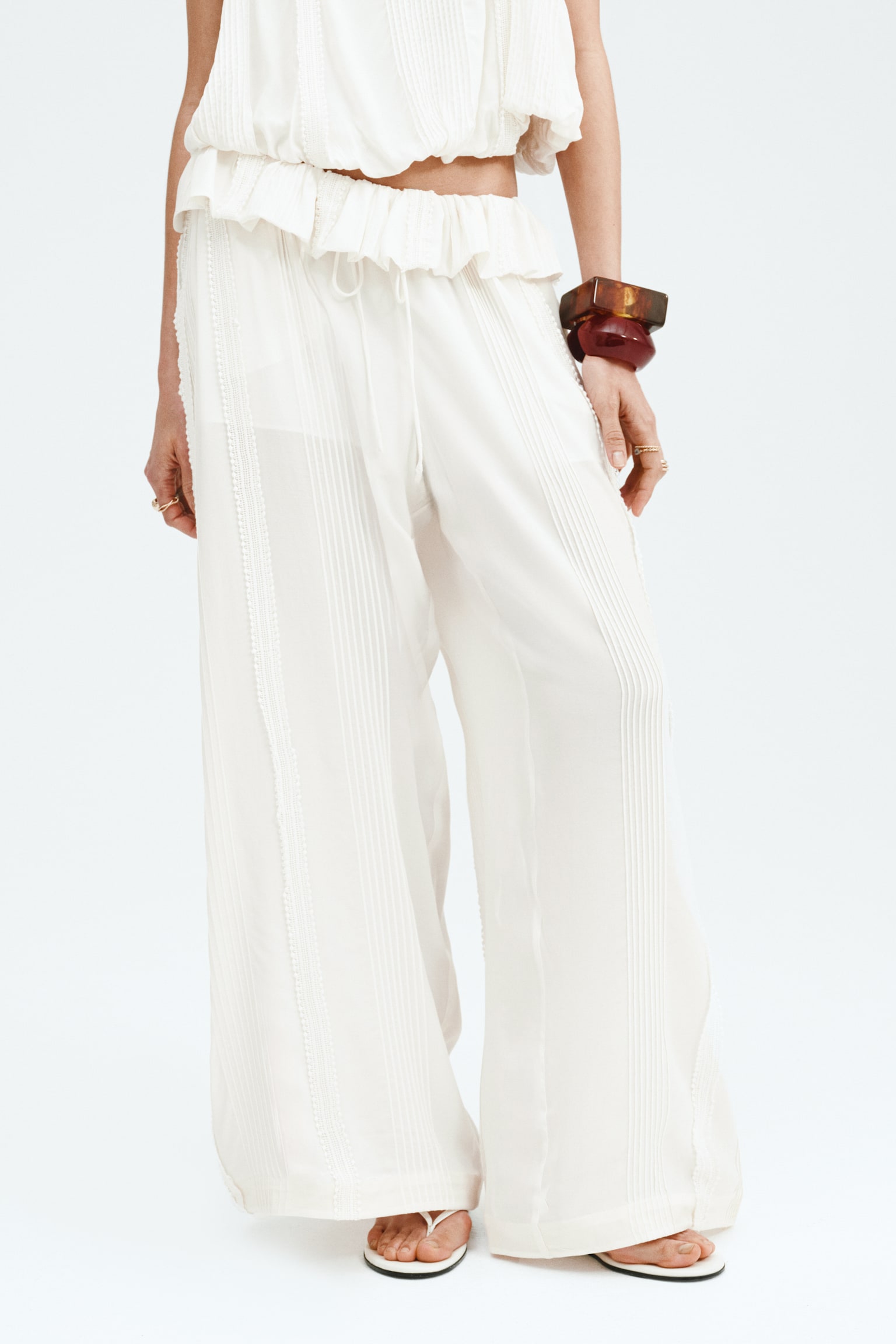 Pintucked trousers - Cream - 5