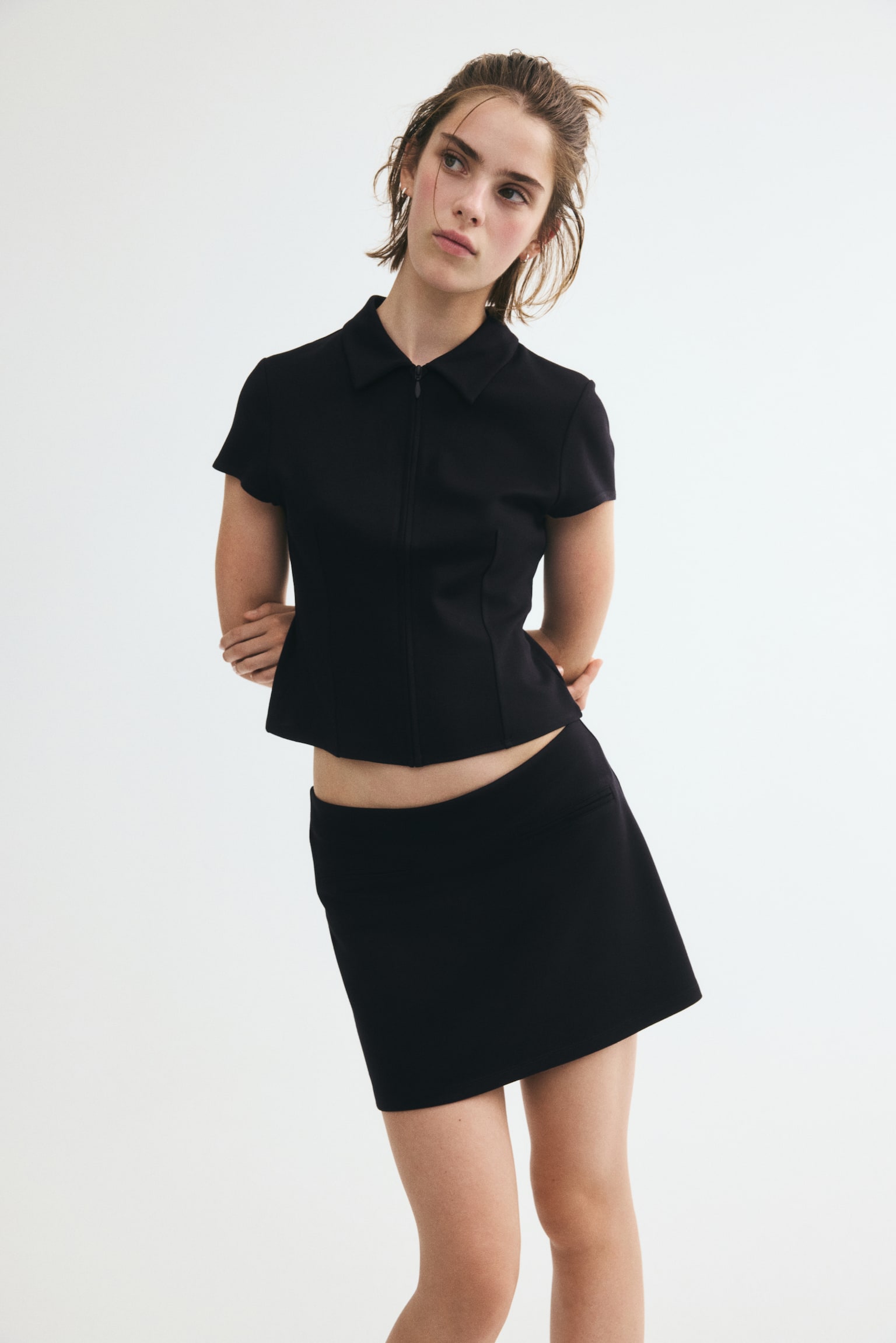 Женская юбка-шорты H&M Viscose-Blend Mini Skort, цвет: Чёрный — фото 3