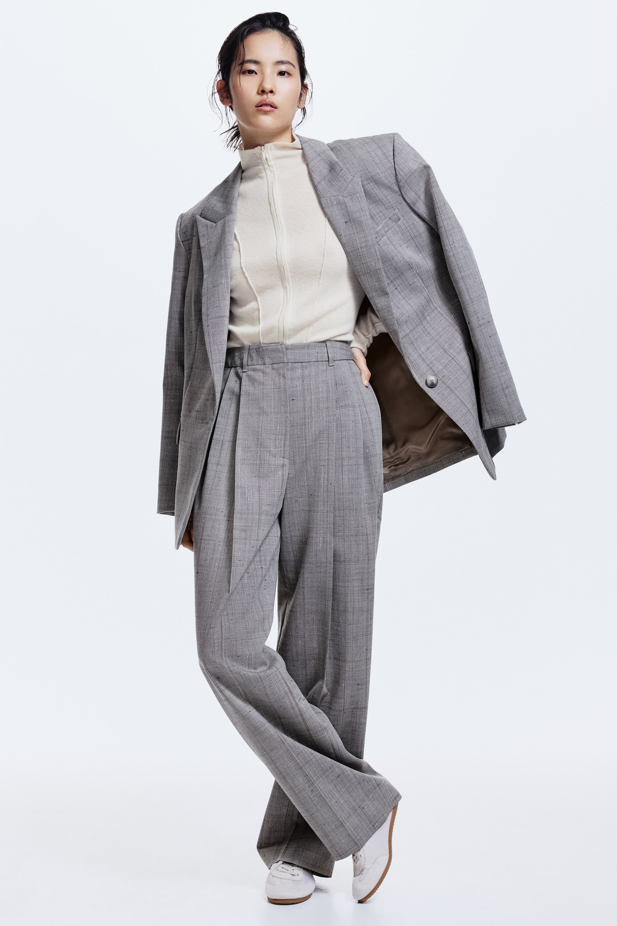 Näytä suurempi kuva: Vetoketjullinen kashmirsekoitteinen pusero - Kermanvaalea - NAISET | H&M FI 3