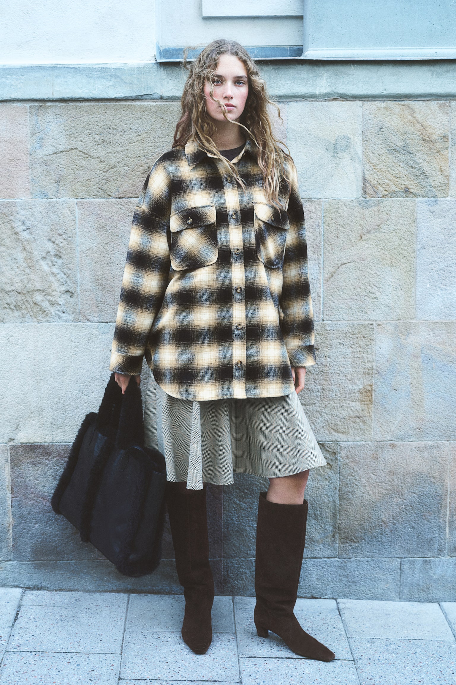 Oversized twill shirt - Beige/Checked/Dark brown/Beige - 5