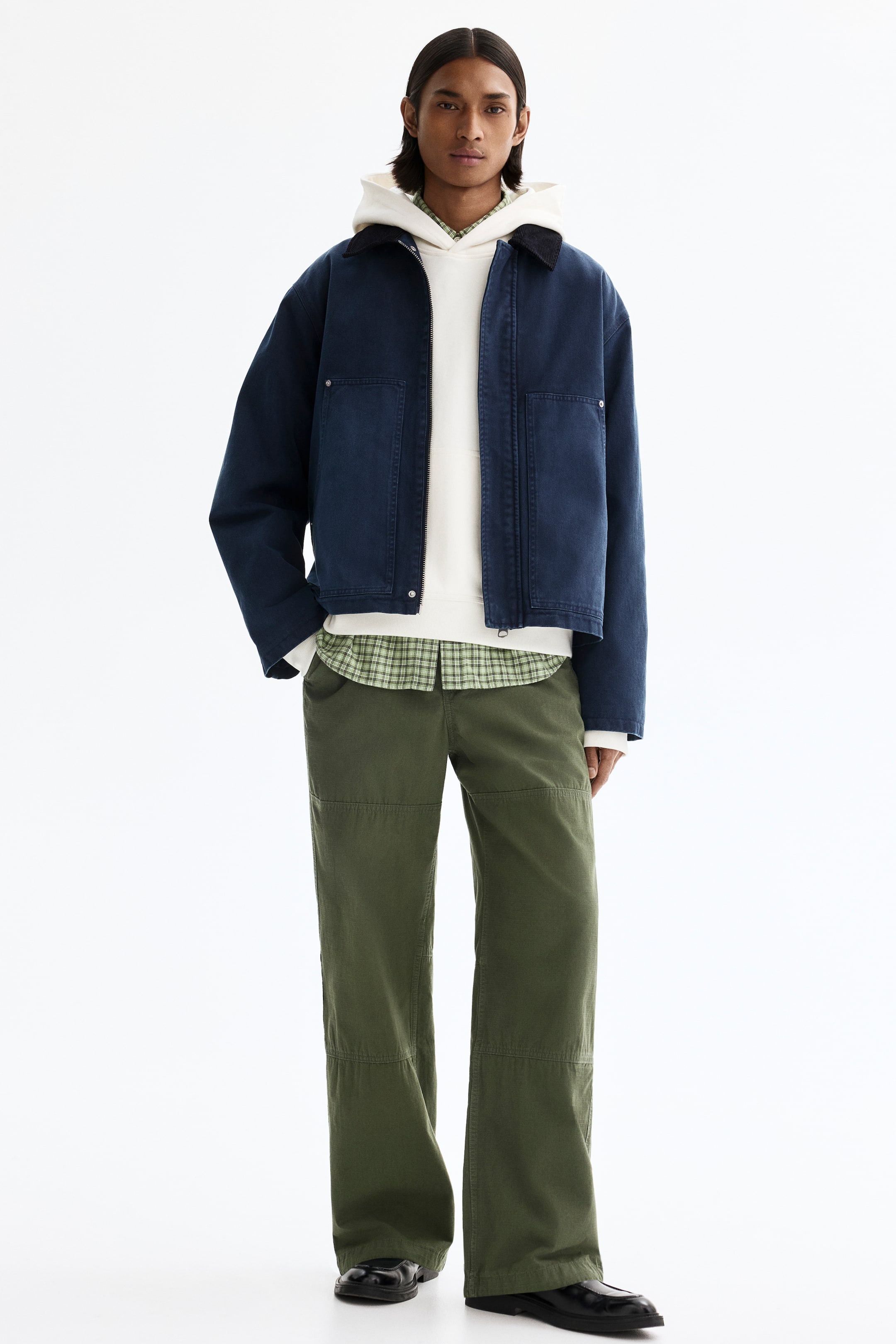 Visualizza immagine più grande: Pantaloni Relaxed Fit - Verde kaki - UOMO | H&M IT 1