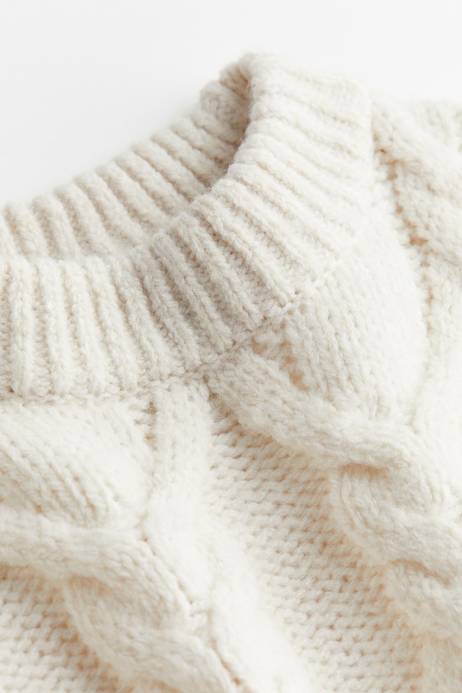 Cable-knit jumper - Natural white - 2