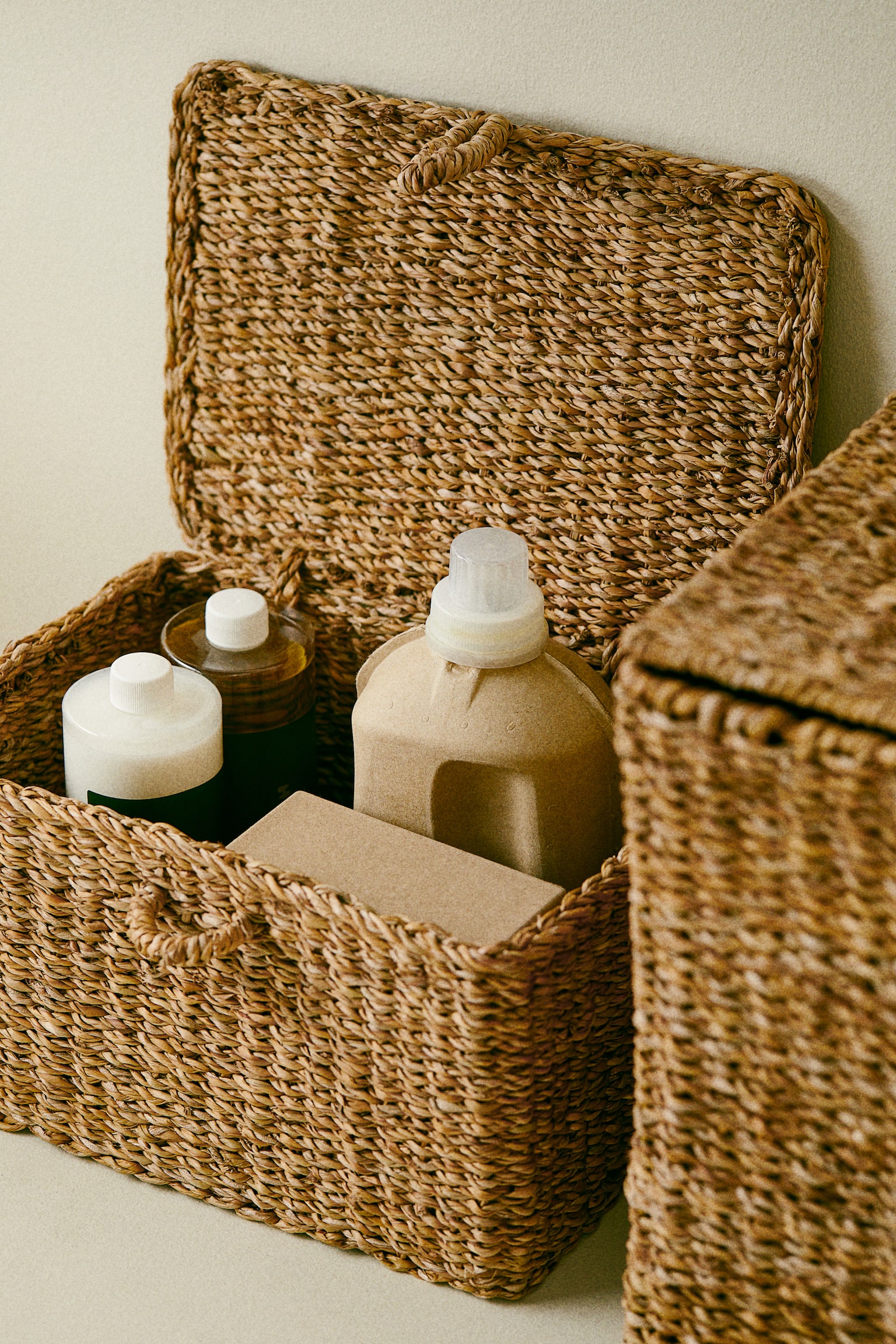 Lidded storage basket - Beige - 2