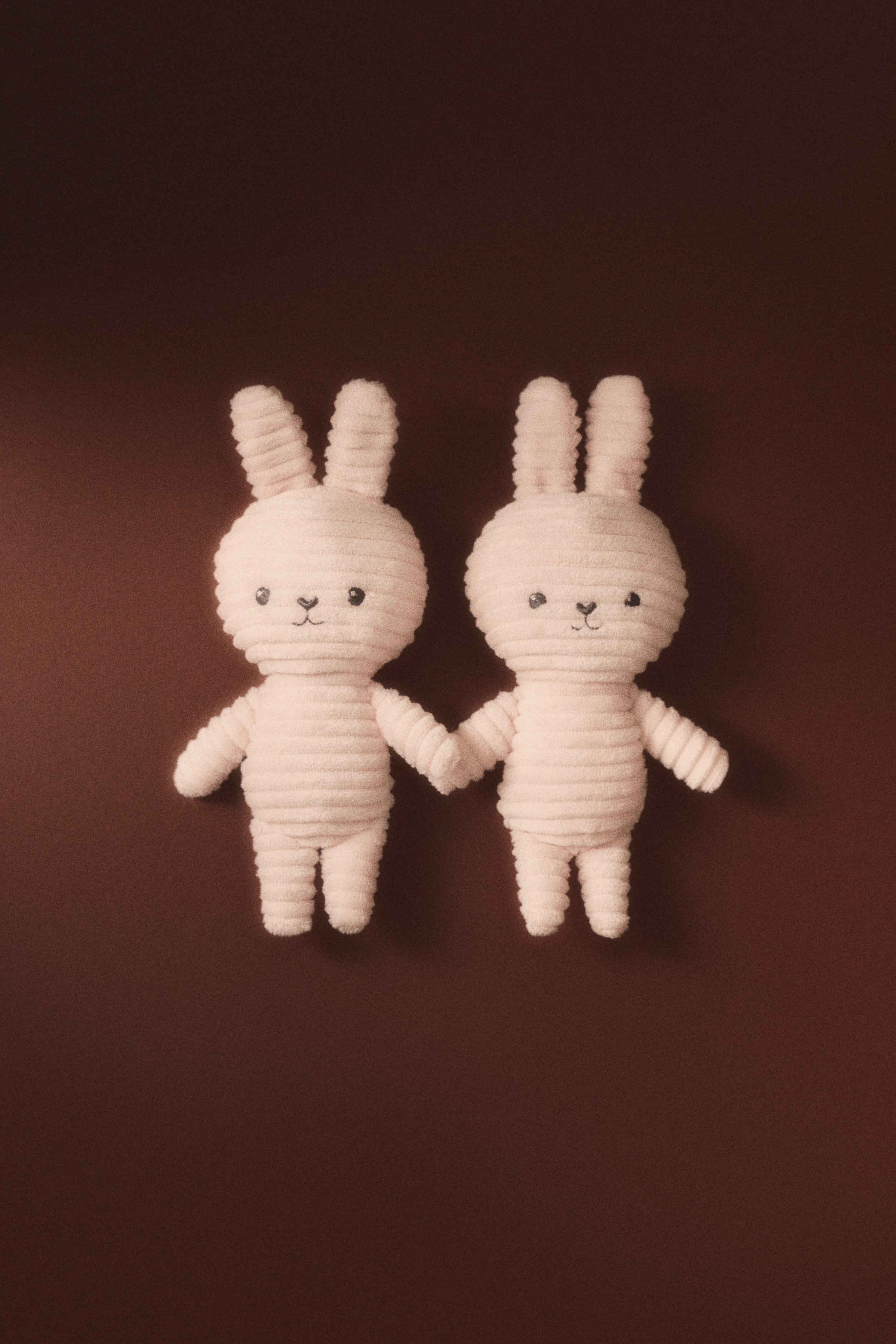 Hochet souple - Rose clair/lapin/Blanc/agneau/Beige clair/ours/Blanc/lapin/Marron/nounours/Gris/éléphant/Beige clair/girafe/Marron/hérisson