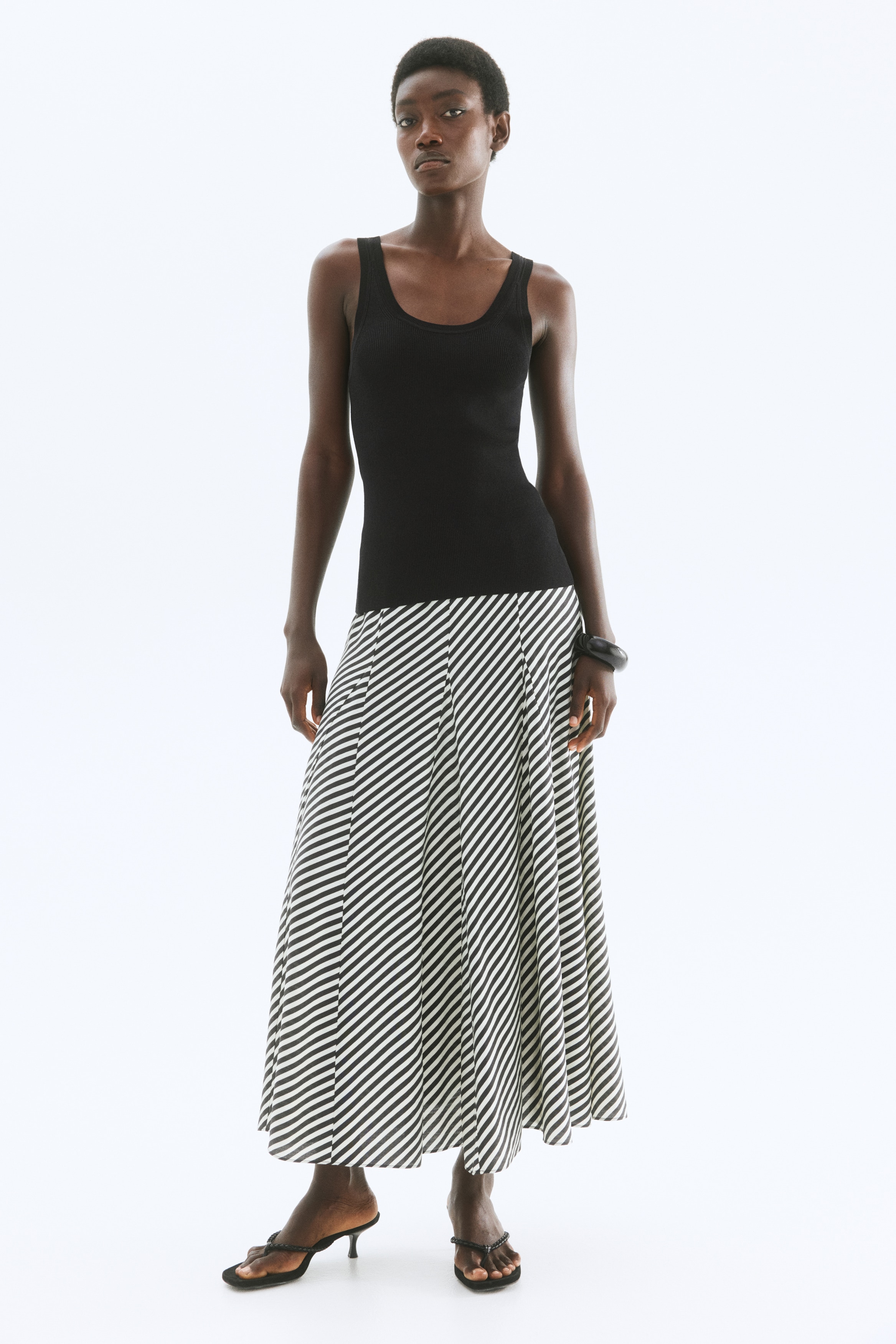 Pleated skirt