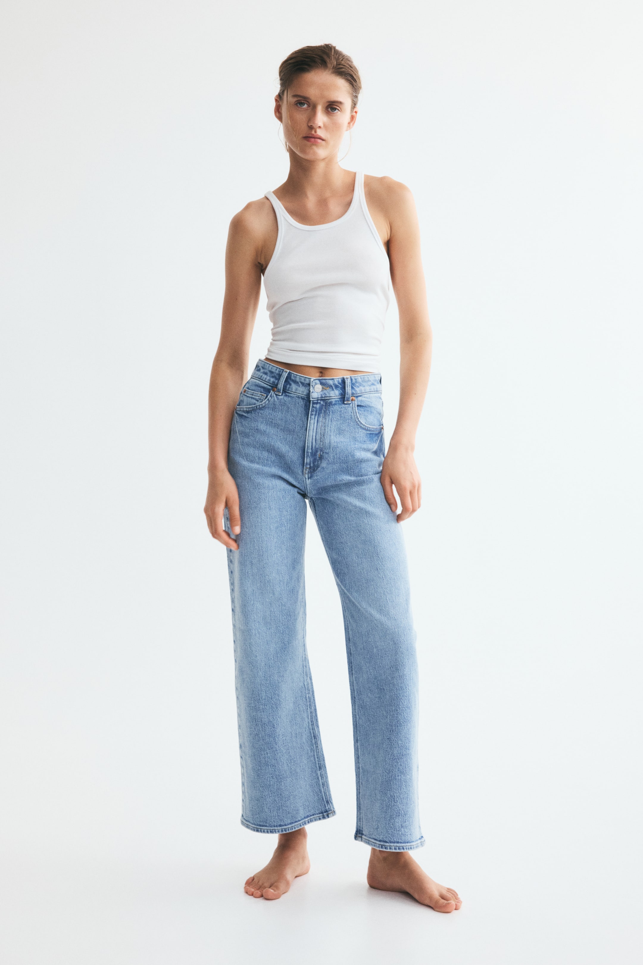 View larger image: Wide High Waist Jeans - Light denim blue - Ladies | H&M GB 1