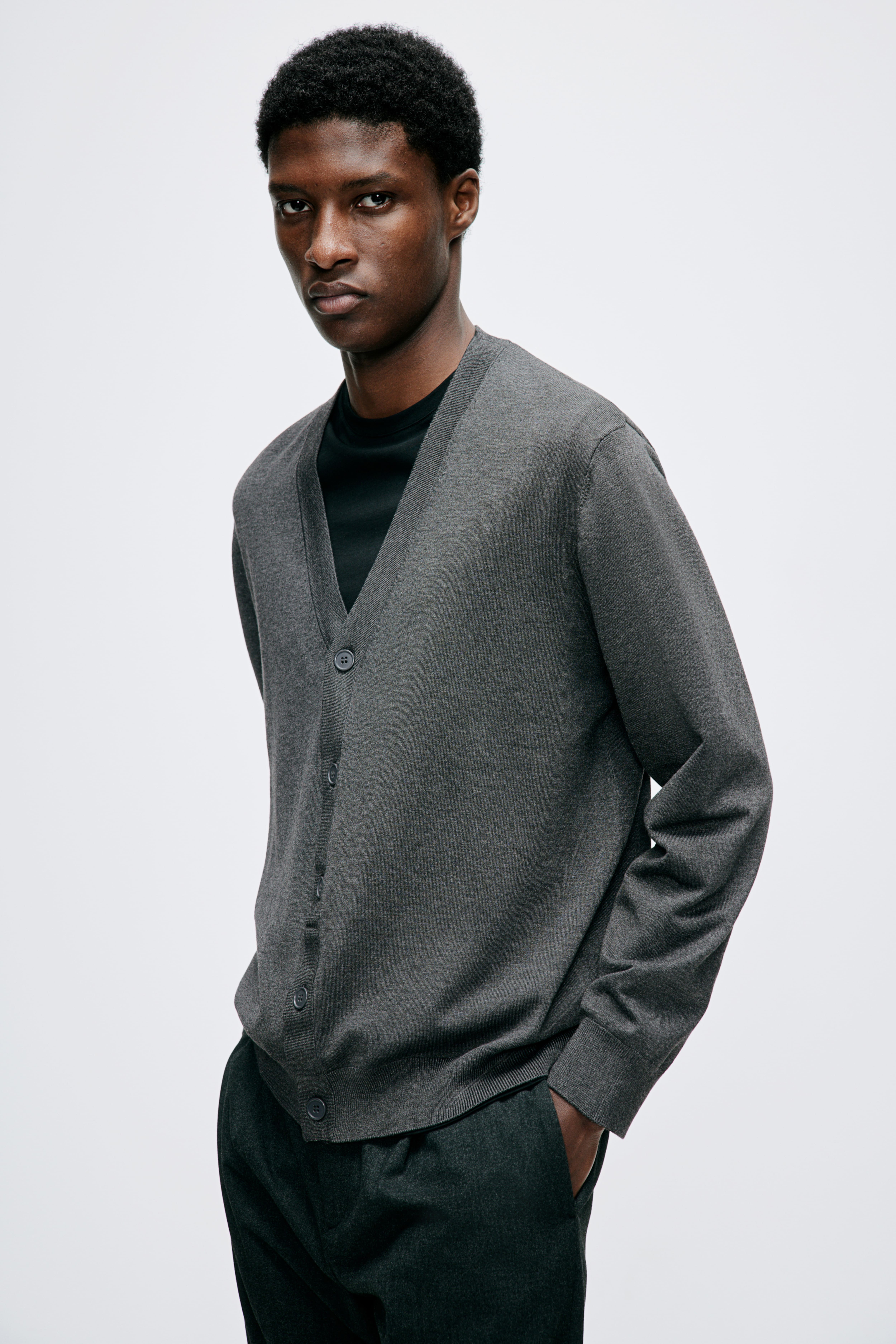 H&m gray cardigan hotsell