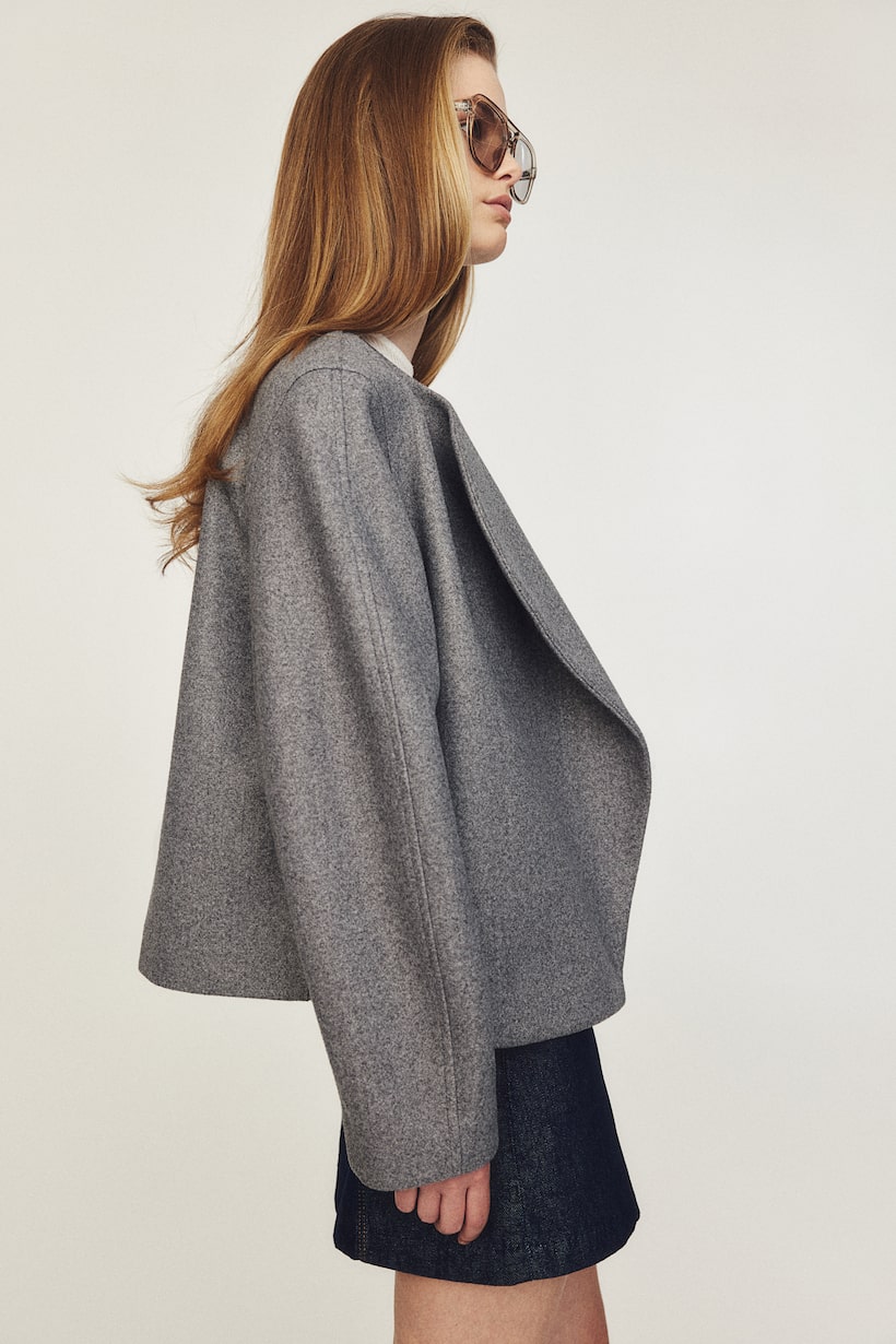 H&M grey Jacket in soft, felted fabric with a wide shawl collar, gently dropped shoulders and long sleeves. No fasteners. Unlined.