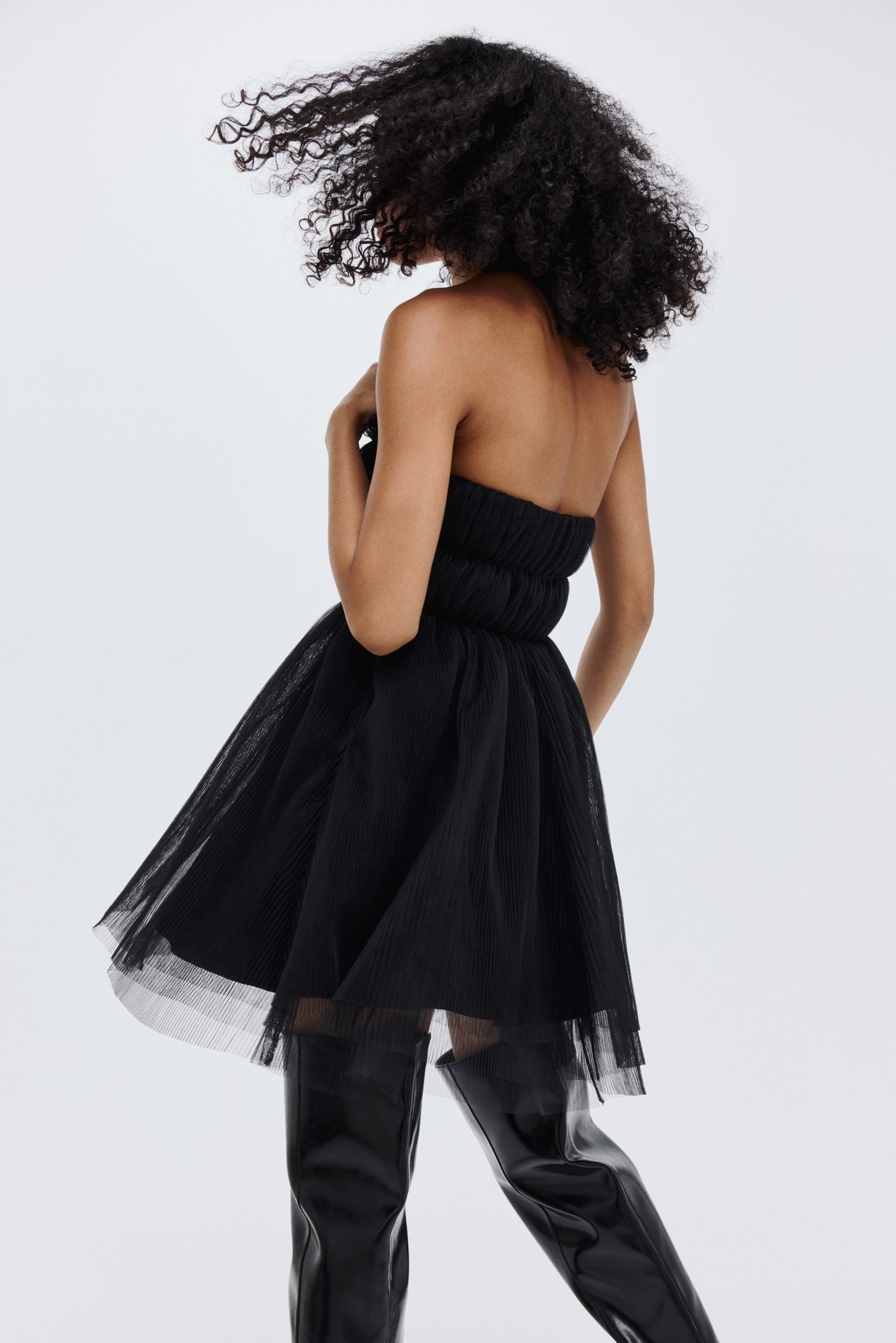 View larger image: Tulle bandeau dress - Black - Ladies | H&M GB 4