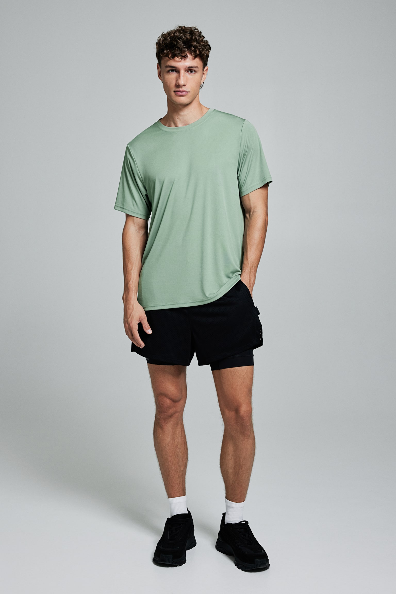 Regular Fit Activewear Top In DryMove™ - Light khaki green/Navy blue/White/Black/Petrol/Black/Dark khaki green/Dark khaki green/Grey/Grey/Red/Dark turquoise - 5