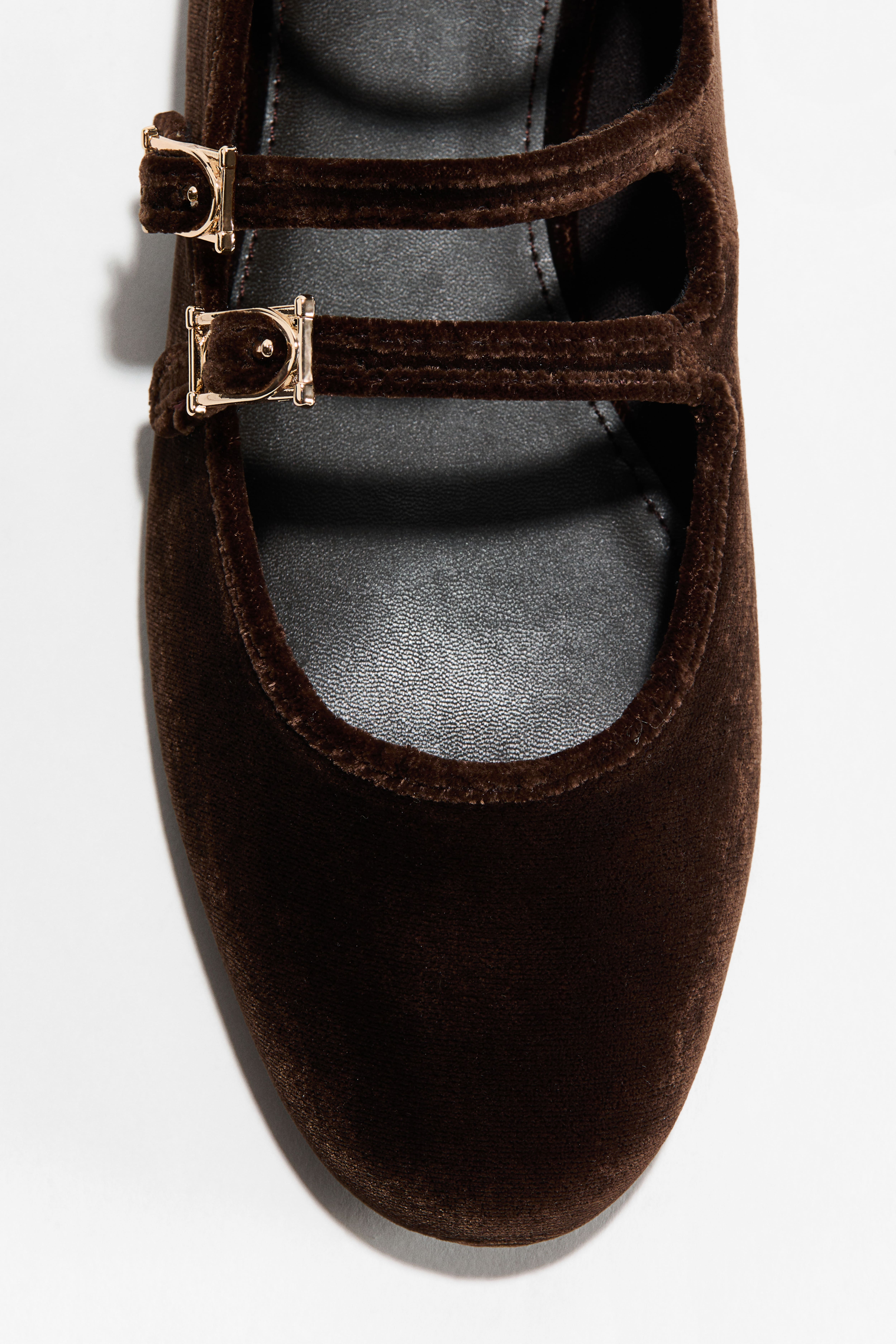 Velvet ballet flats