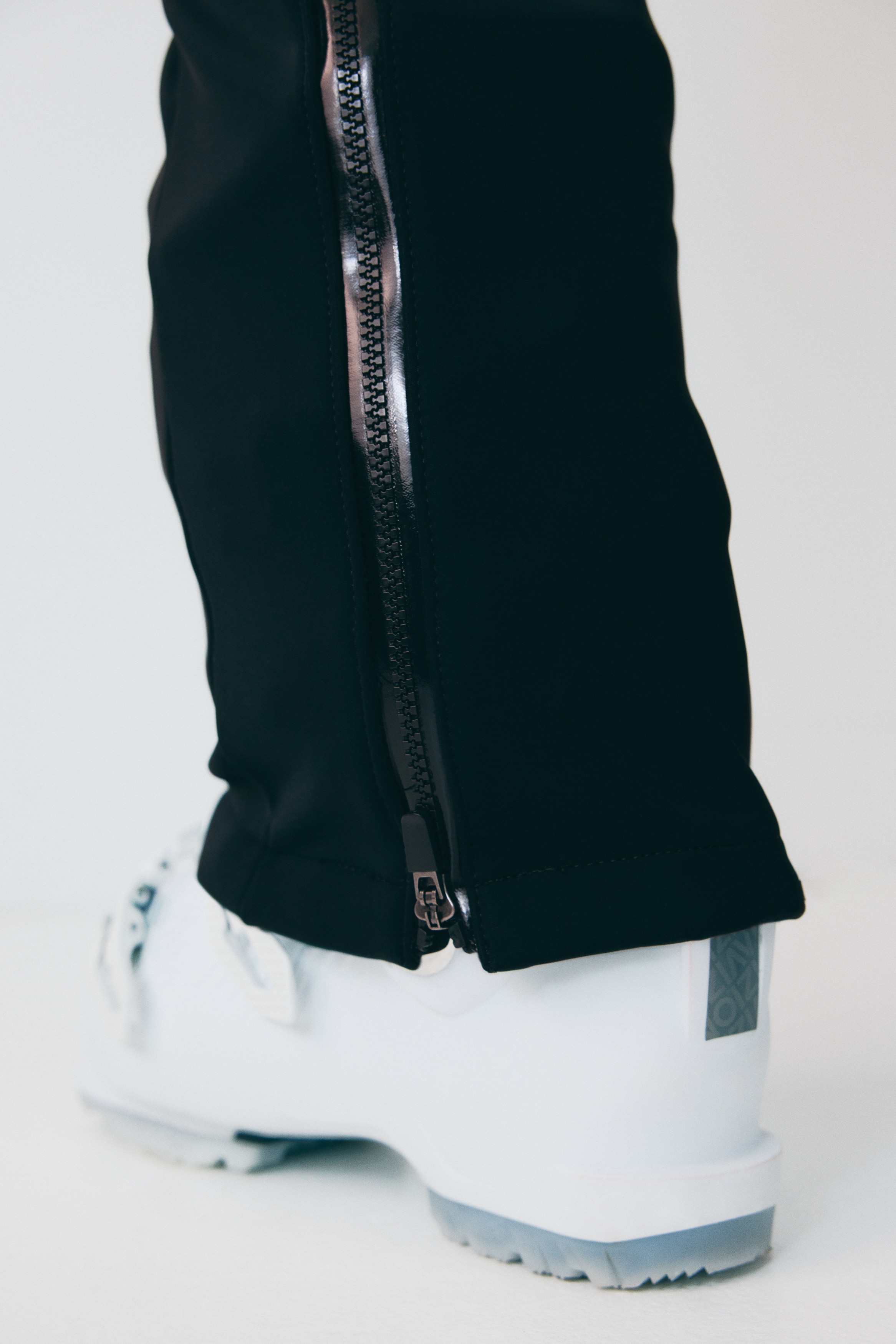 ウォーターリペレントスキーパンツ ウォーターリペレントスキーパンツ - ブラック - レディース | H&M JP