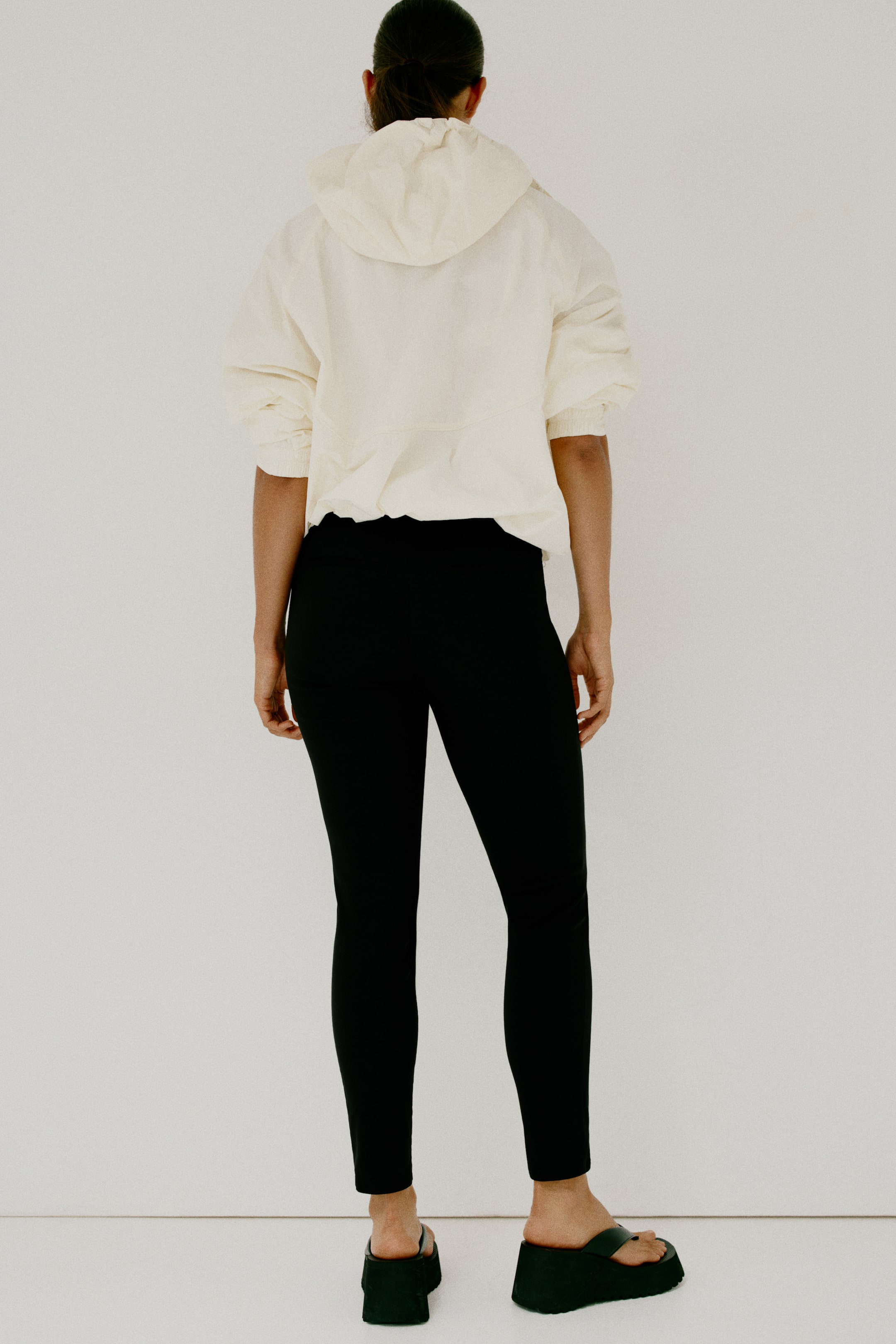 Fitted Ankle-Length Pants