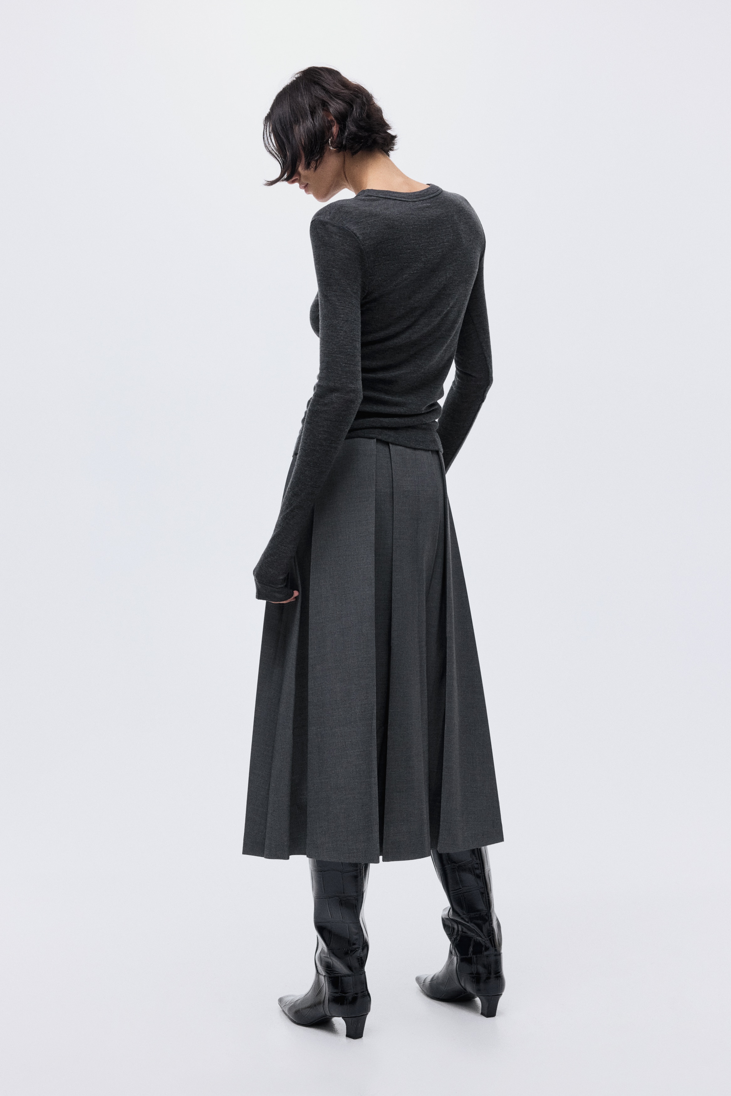 Pleated midi skirt