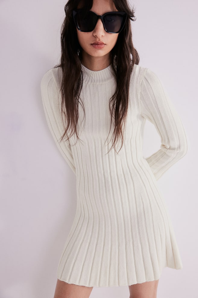 Rib-knit dress - Cream/Black - 4