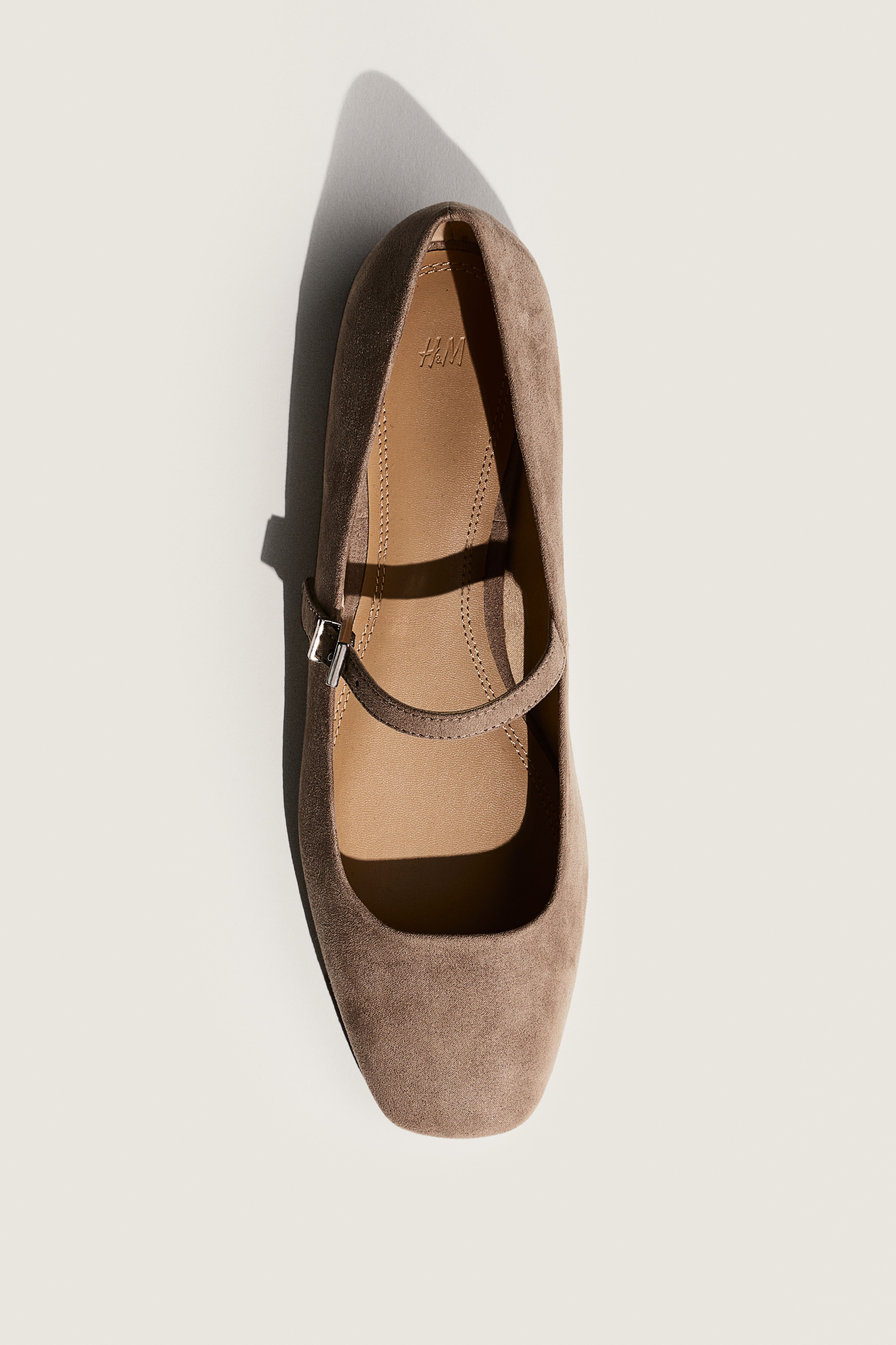 H and m flat shoes hotsell