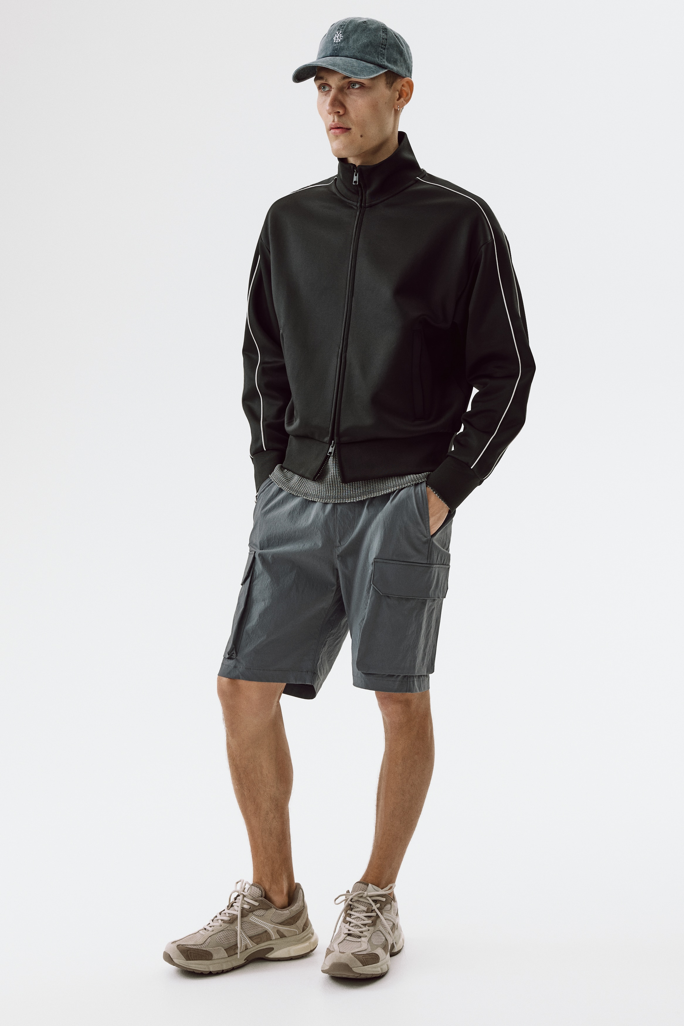 H&M Regular-Fit Cargo Shorts