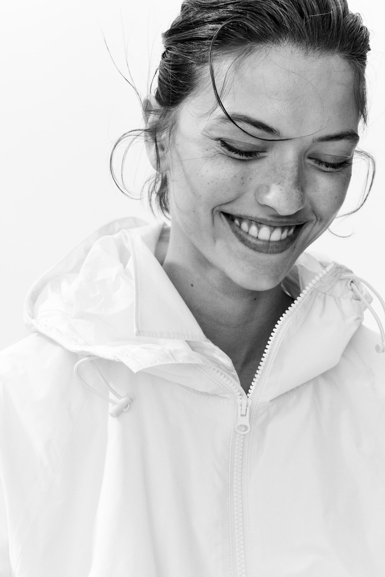 Hooded windbreaker - Cream/Dark blue - 4