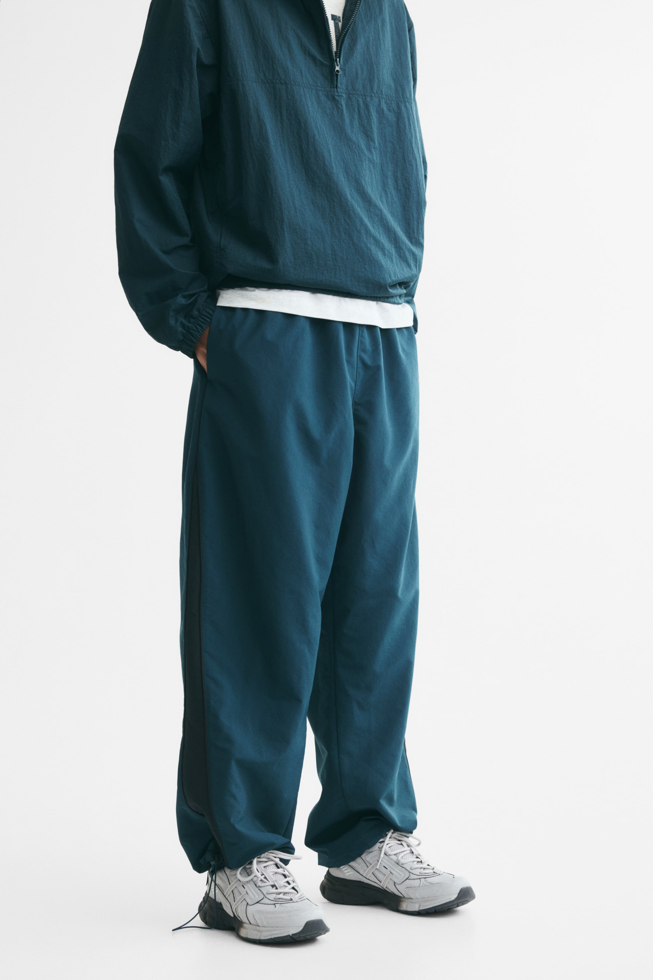 Loose Fit Nylon track pants