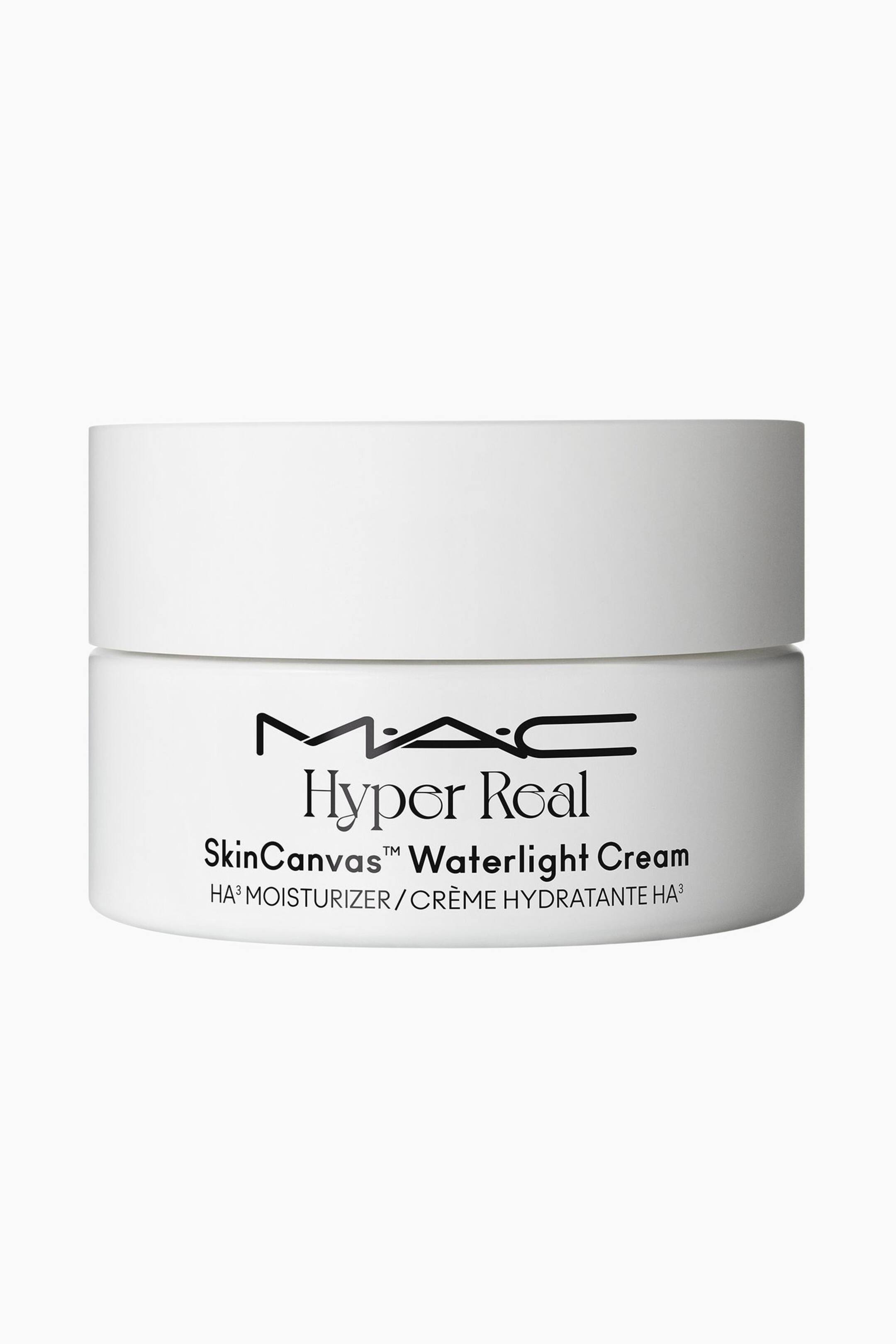 Visa större bild: En vit cylindrisk burk med MAC Hyper Real SkinCanvas Waterlight Cream presenteras, vänd framåt. Svart text på framsidan visar varumärkesnamnet "M�A�C" och produktdetaljer "Hyper Real SkinCanvas? Waterlight Cream HA� MOISTURIZER / CR�ME HYDRATANTE HA�".